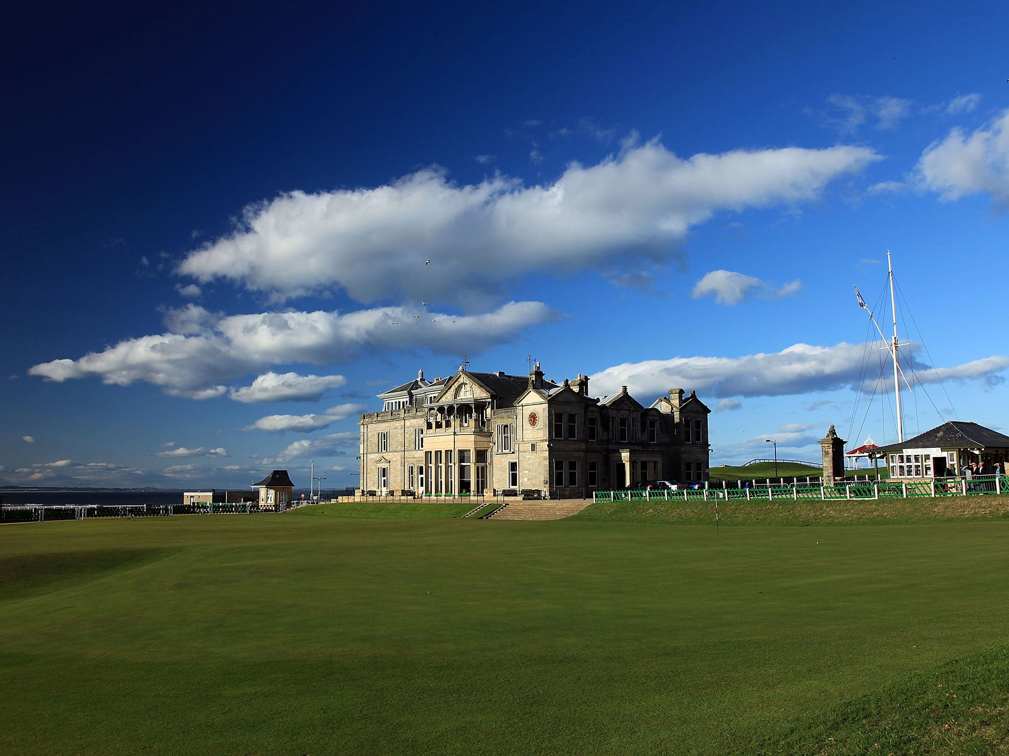 A shot of the 18th hole at St Andrews