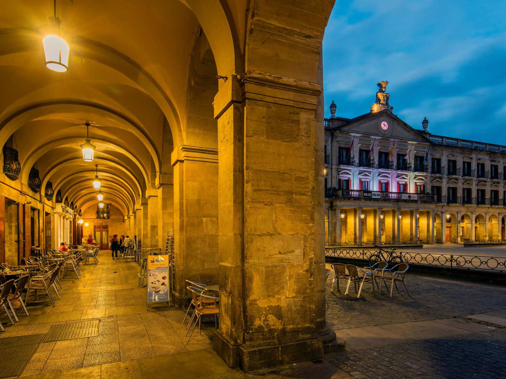 Vitoria's Plaza de Espana