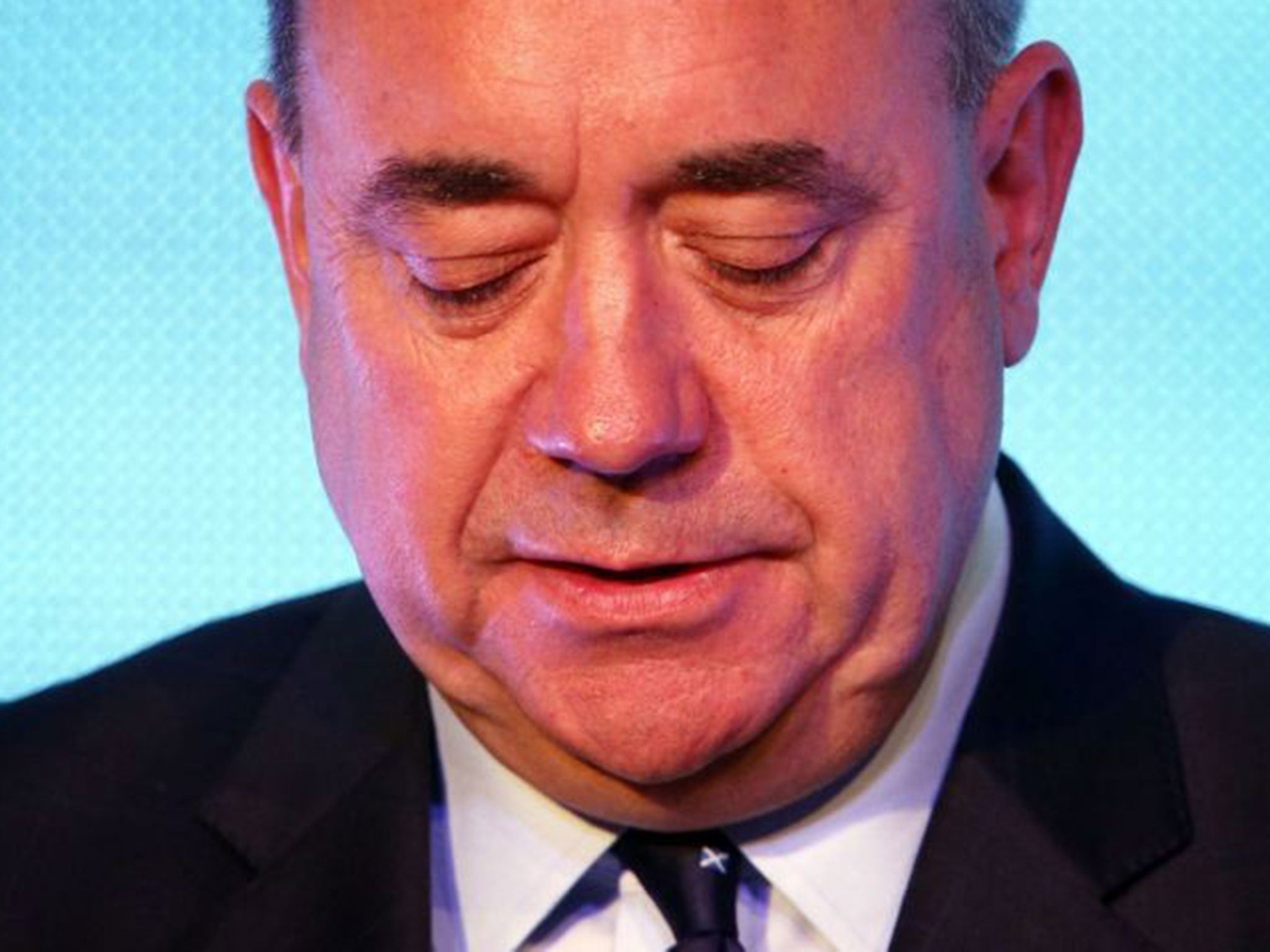 Alex Salmond has announced he is to stand down as the leader of the Scottish National Party after losing the independence vote at the Scottish referendum.