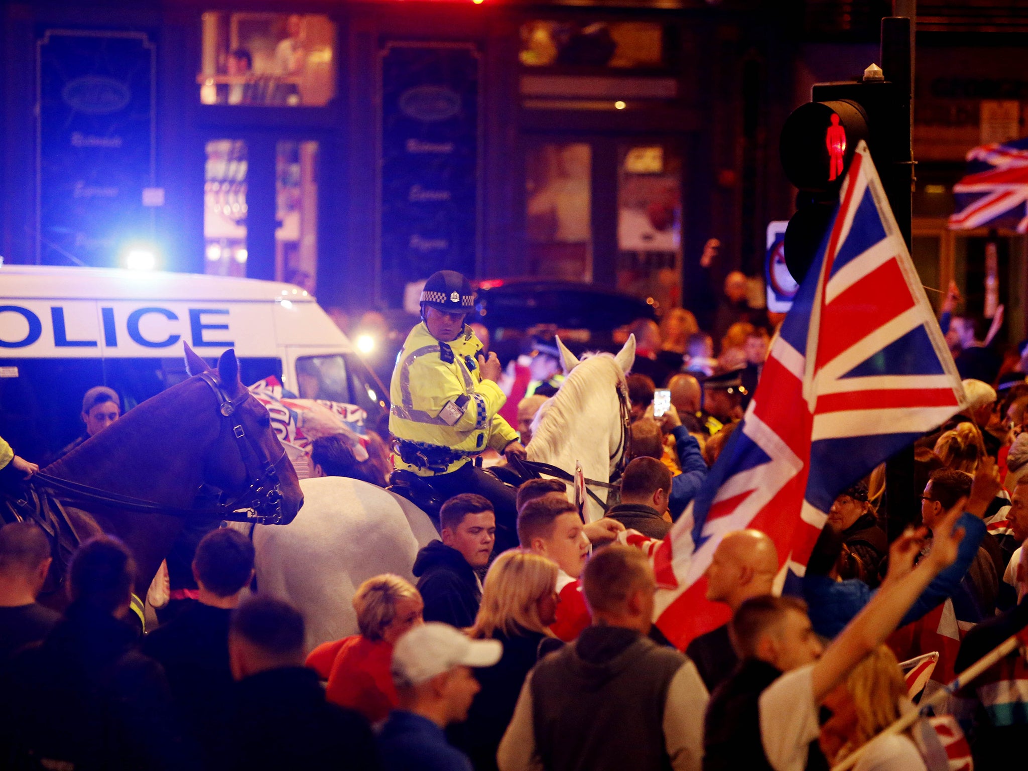 Unionists gather in George Square, Glasgow