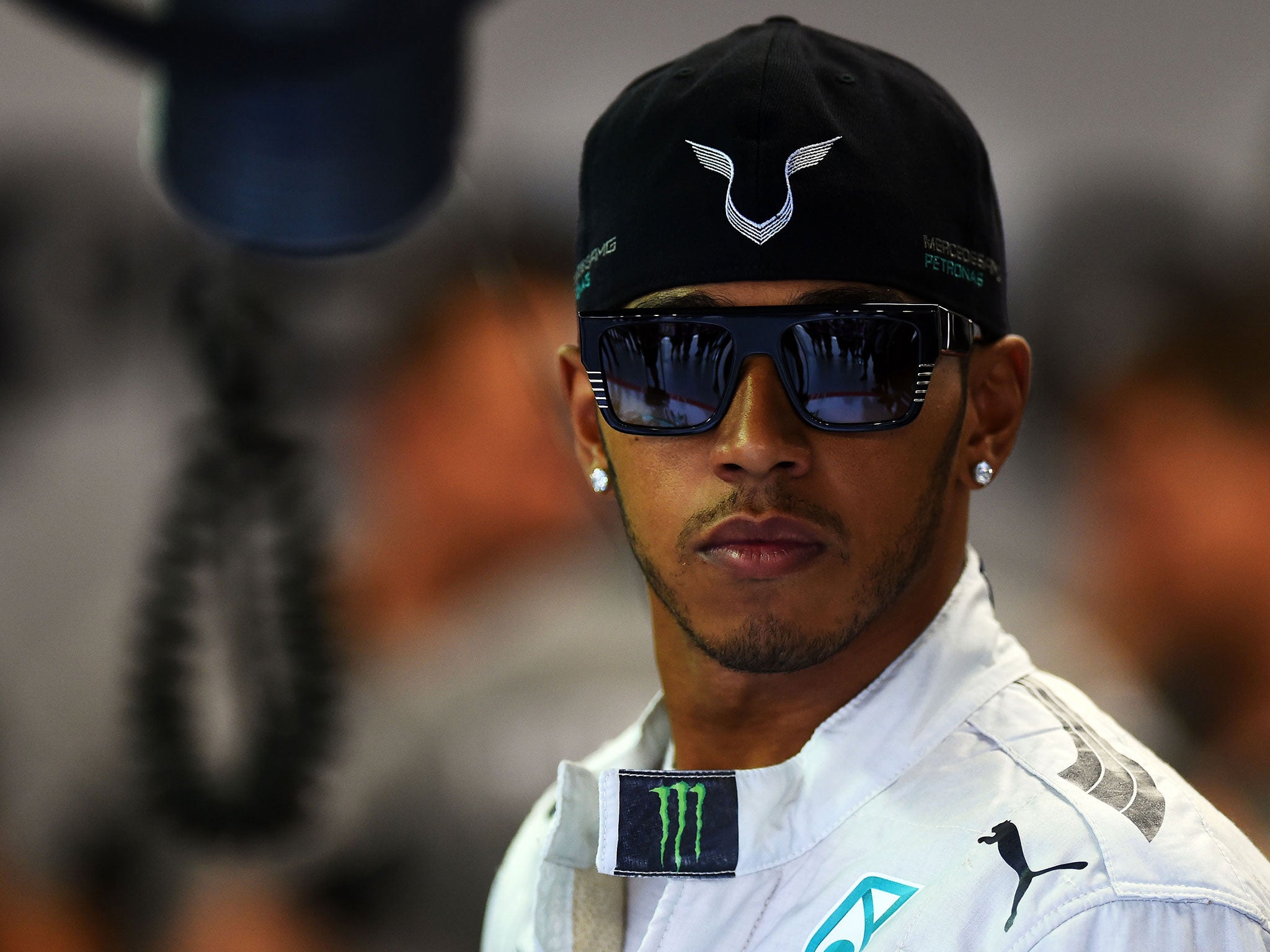 Lewis Hamilton will start the Singapore Grand Prix from pole