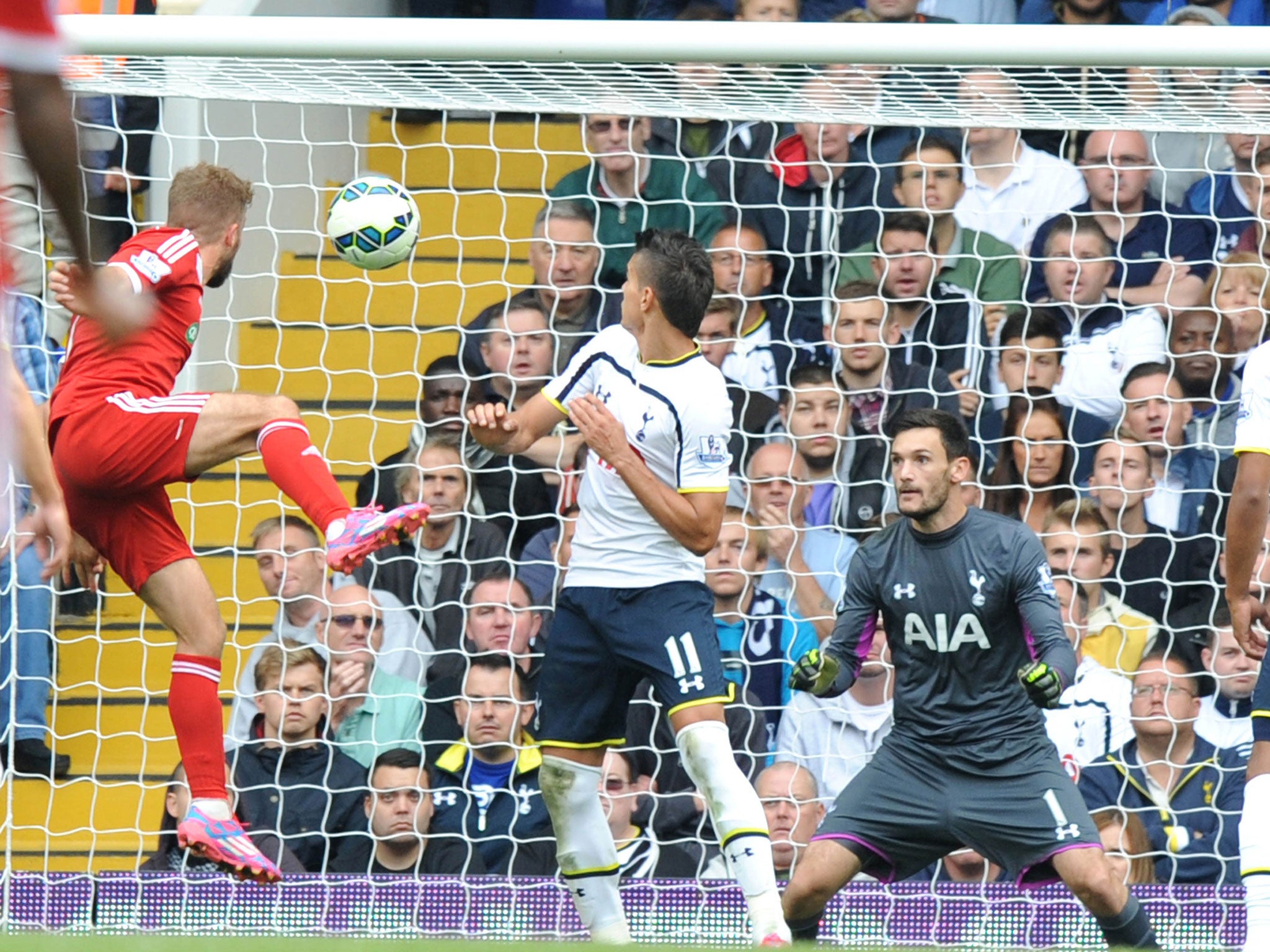 James Morrison scores for West Brom against Tottenham