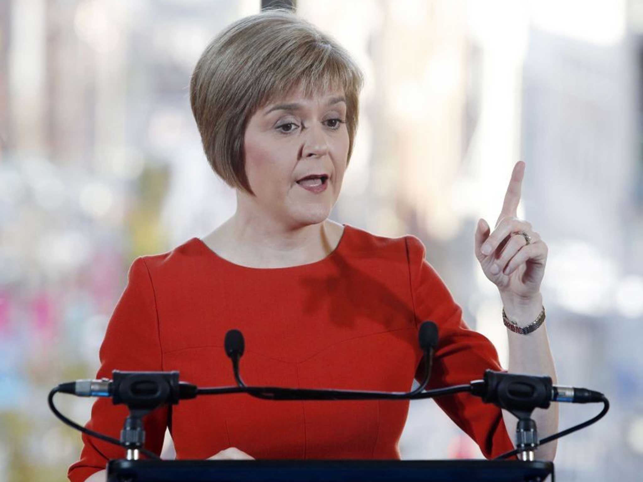 Sturgeon makes her SNP leader candidacy bid in September 2014