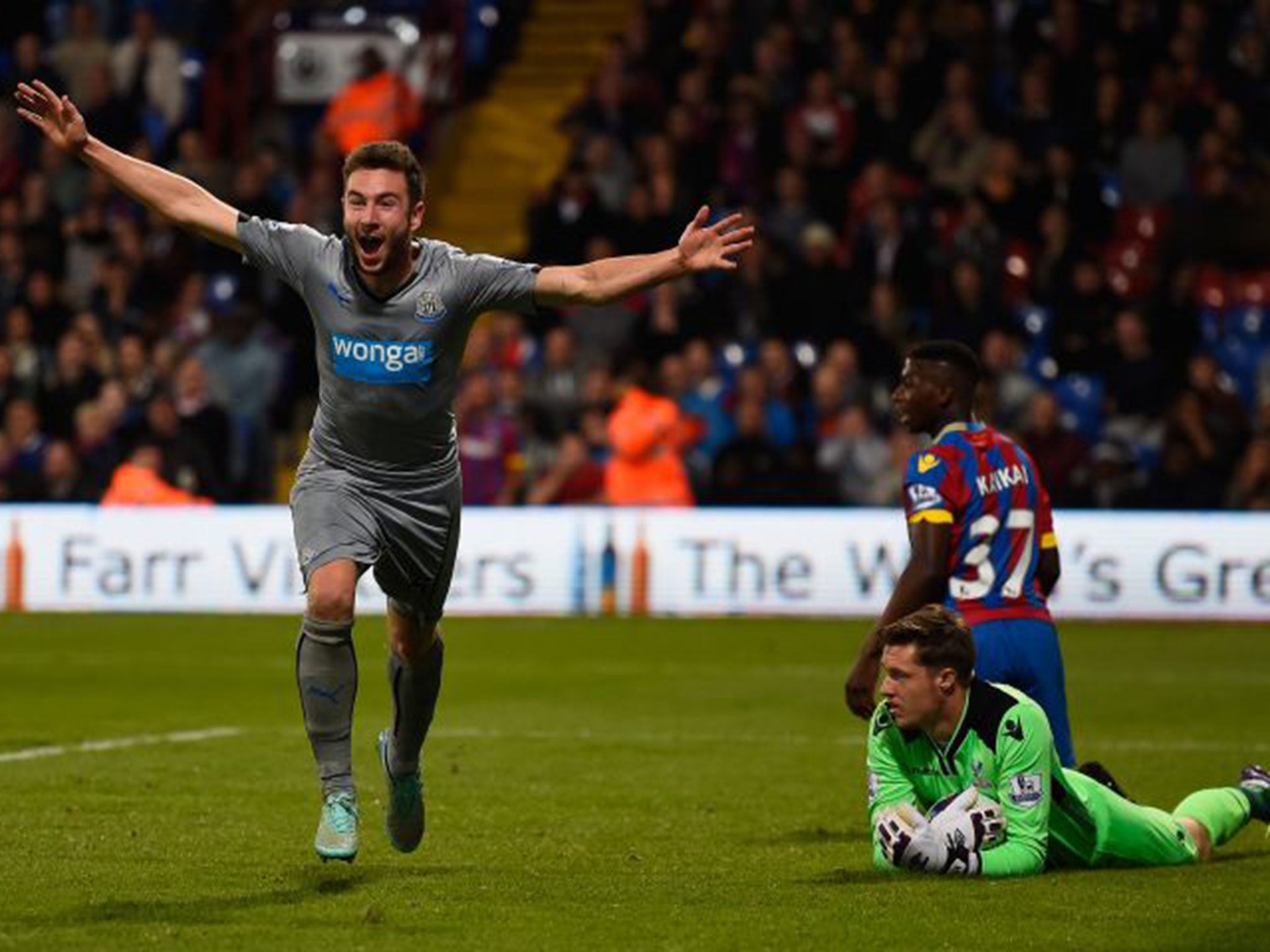 Paul Dummett celebrates scoring Newcastle’s extra-time winner
at Selhurst Park on Wednesday night