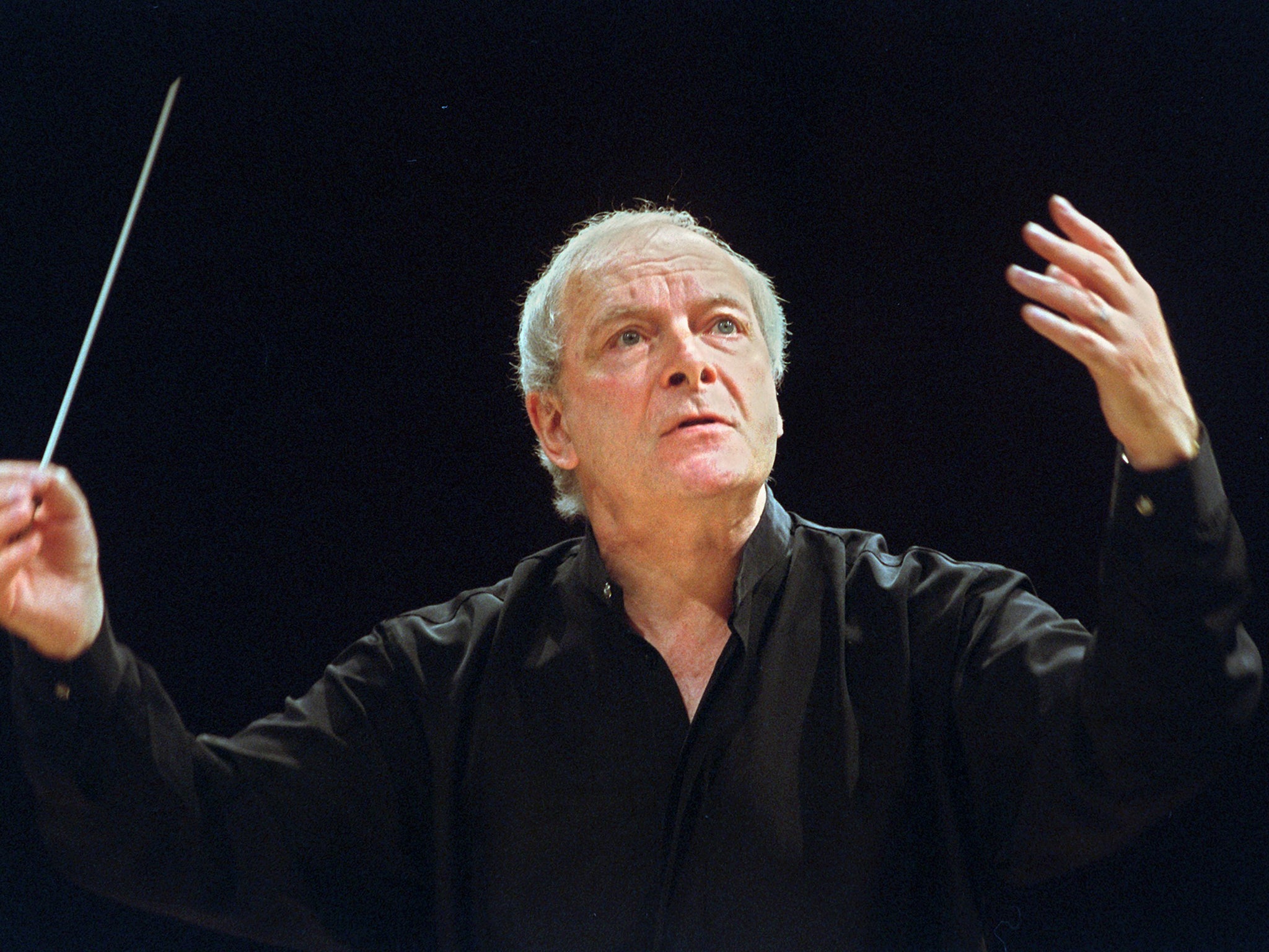Conductor Christopher Hogwood, who pioneered the performance of music by 18th-Century composers such as Bach and Handel on historically authentic instruments (AP Photo/DPA, Hermann W¸stmann)