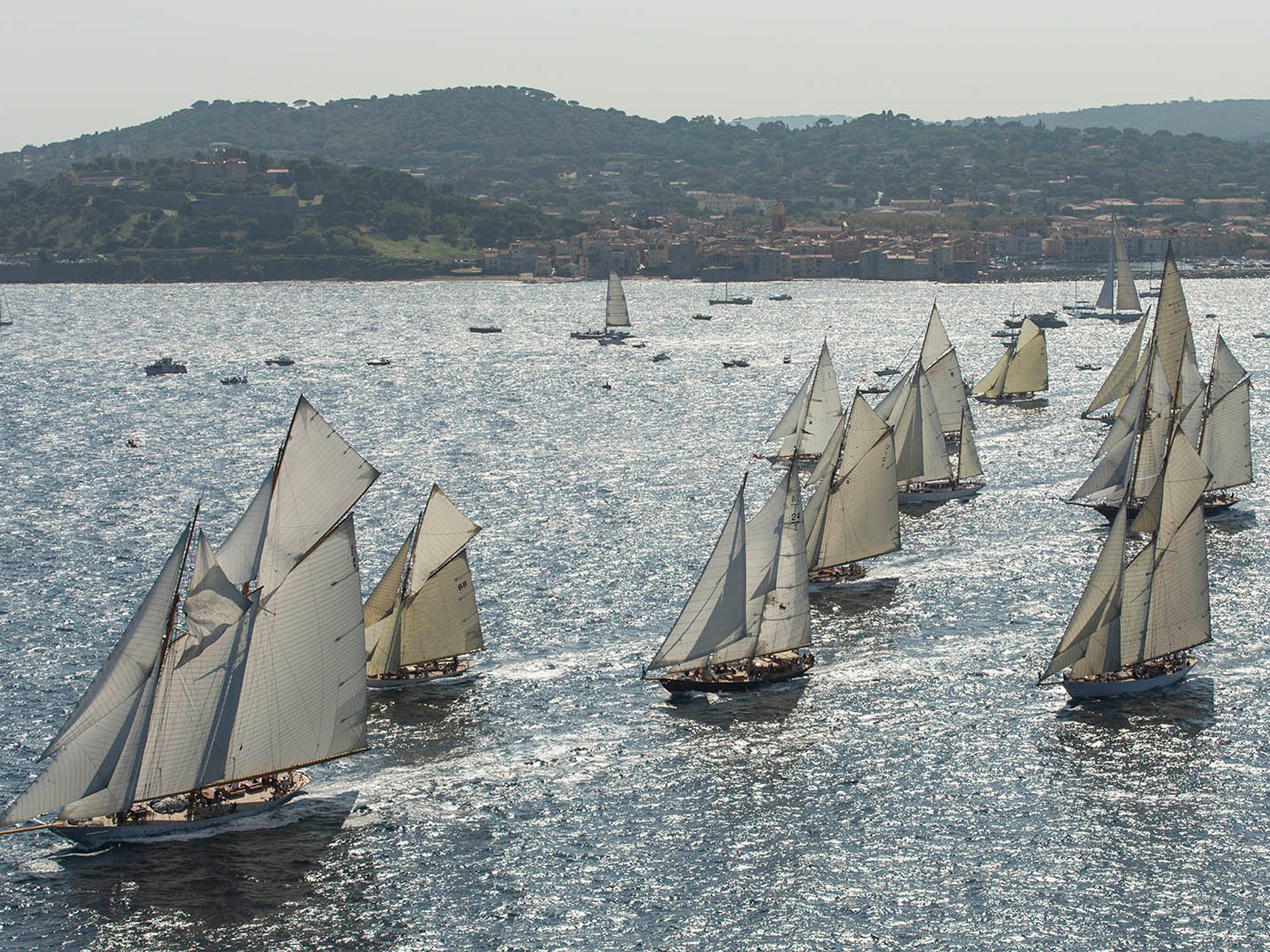 Altair leads the traditional fleet off the start line