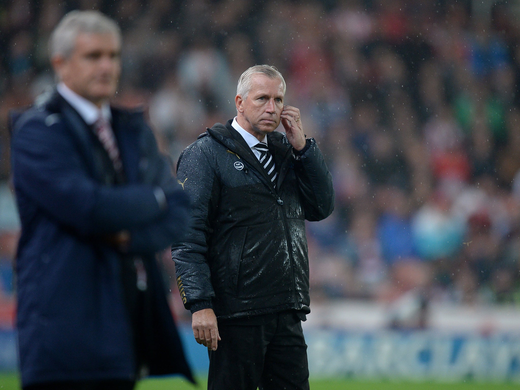 Newcastle manager Alan Pardew is concerned about the pressure mounting on his family due to the club’s run of poor results