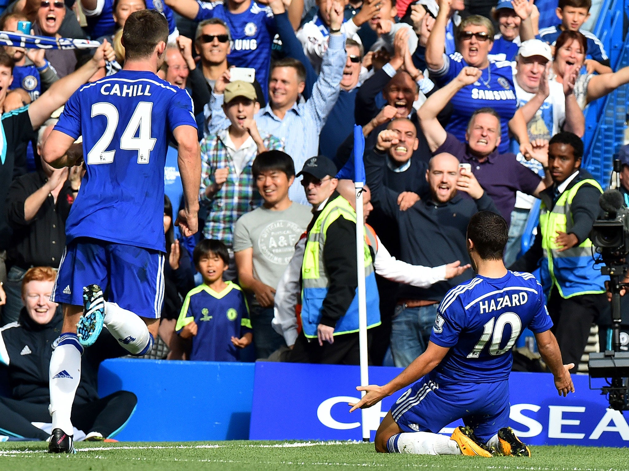 Eden Hazard celebrates his goal