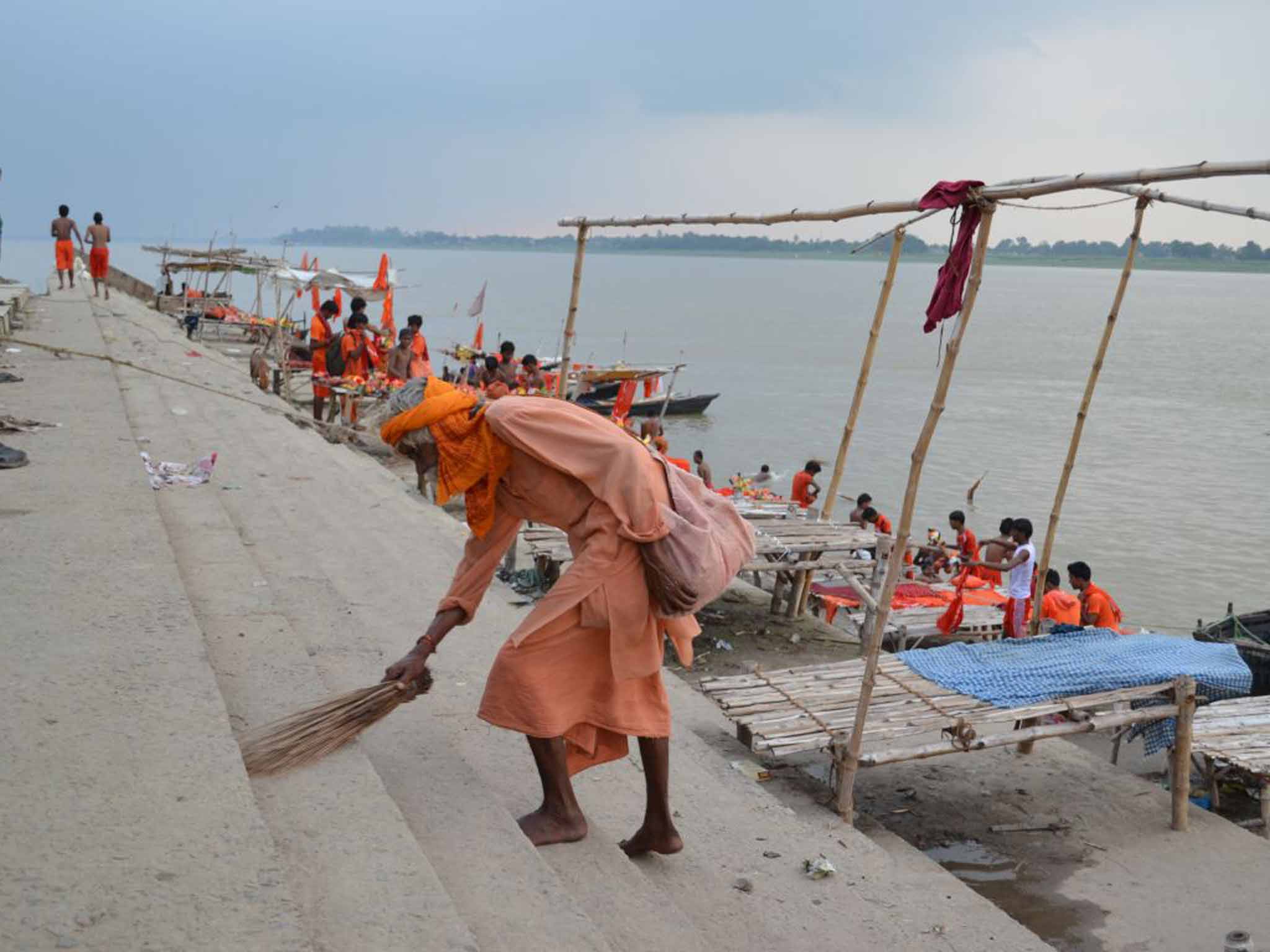 Sweeping the ghats