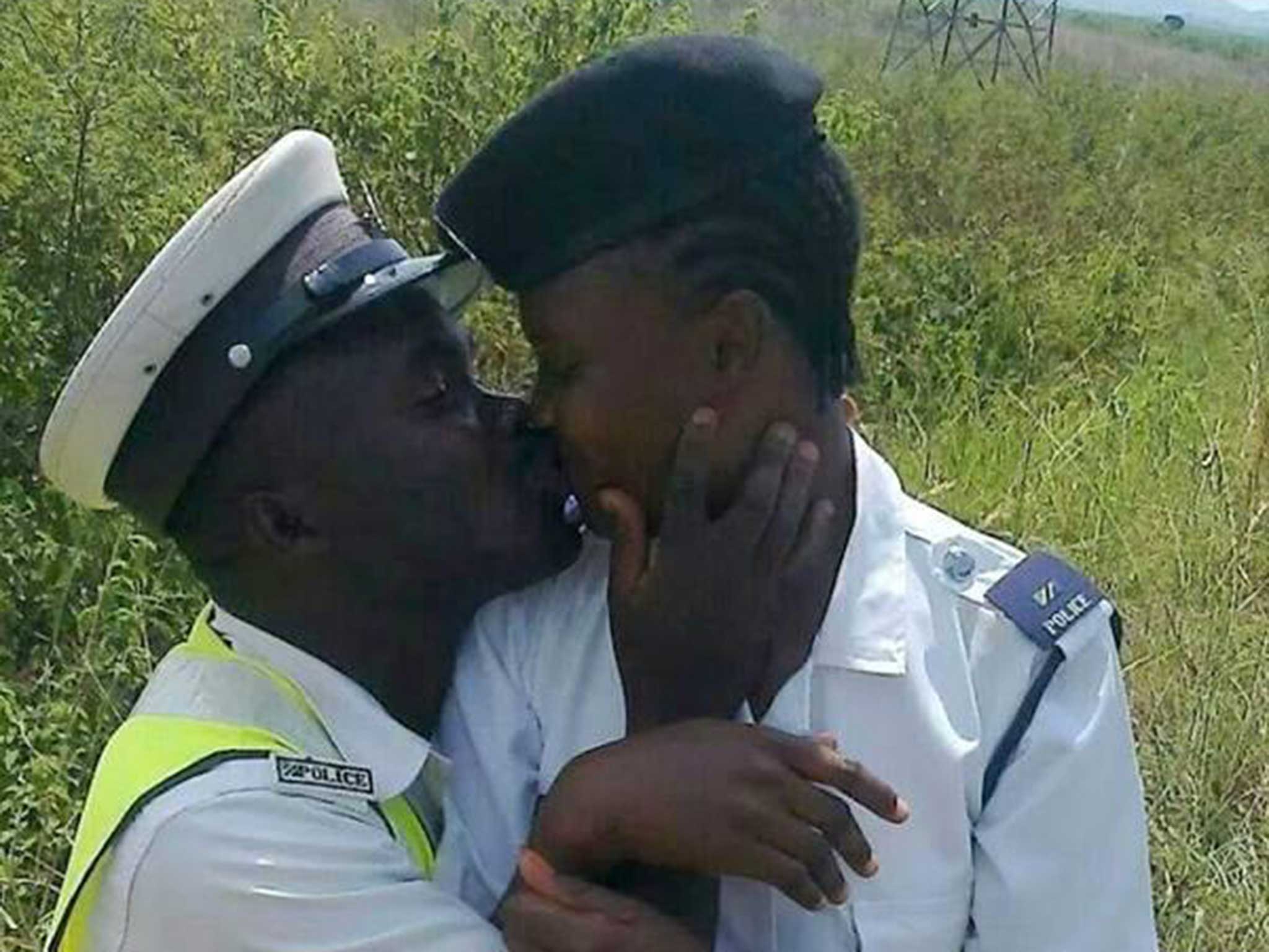 The photograph of Asumba Mwasumbi and Veronic Mdeme which went viral