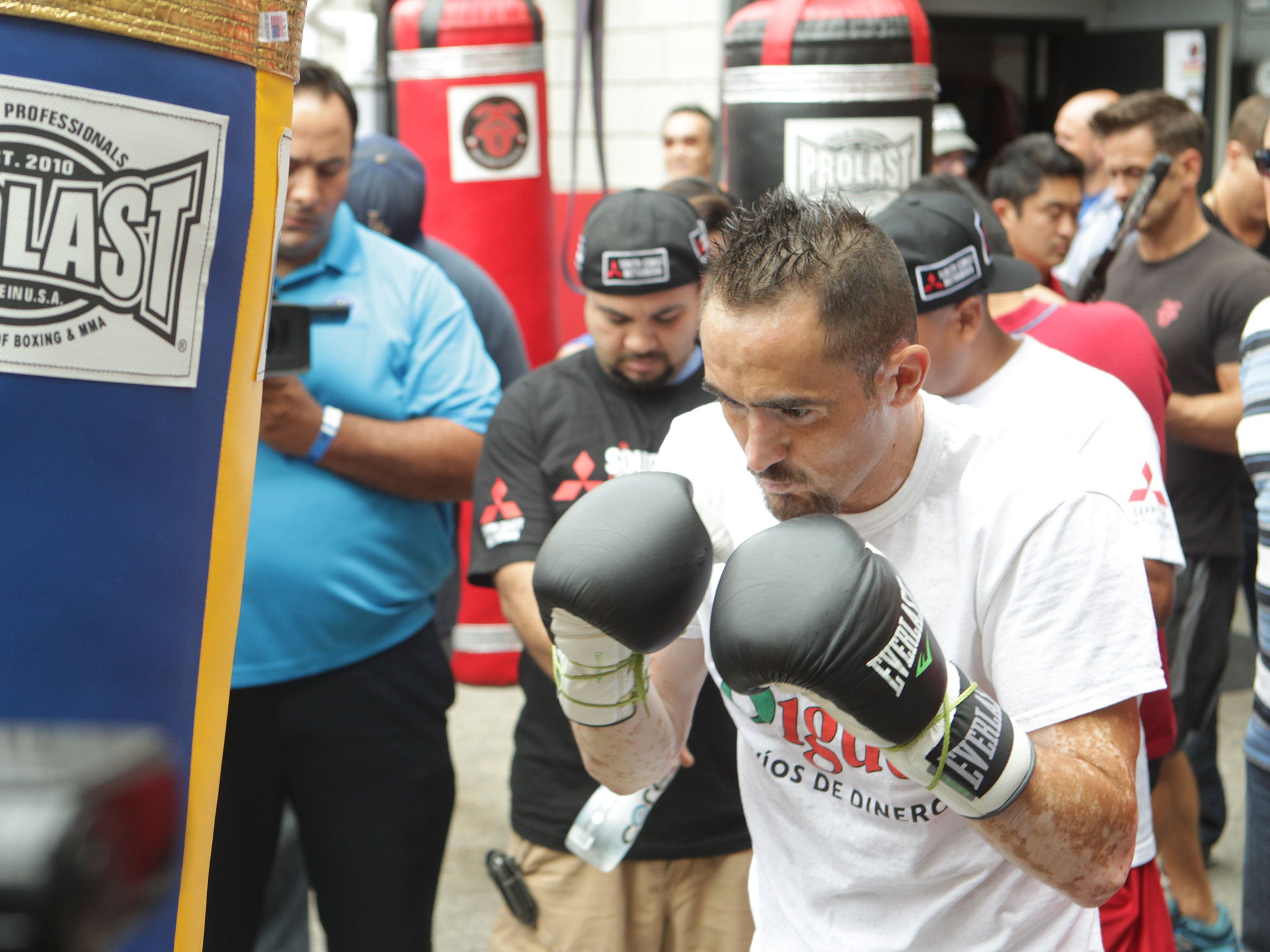 Rubio in a public workout ahead of his showdown with Golovkin