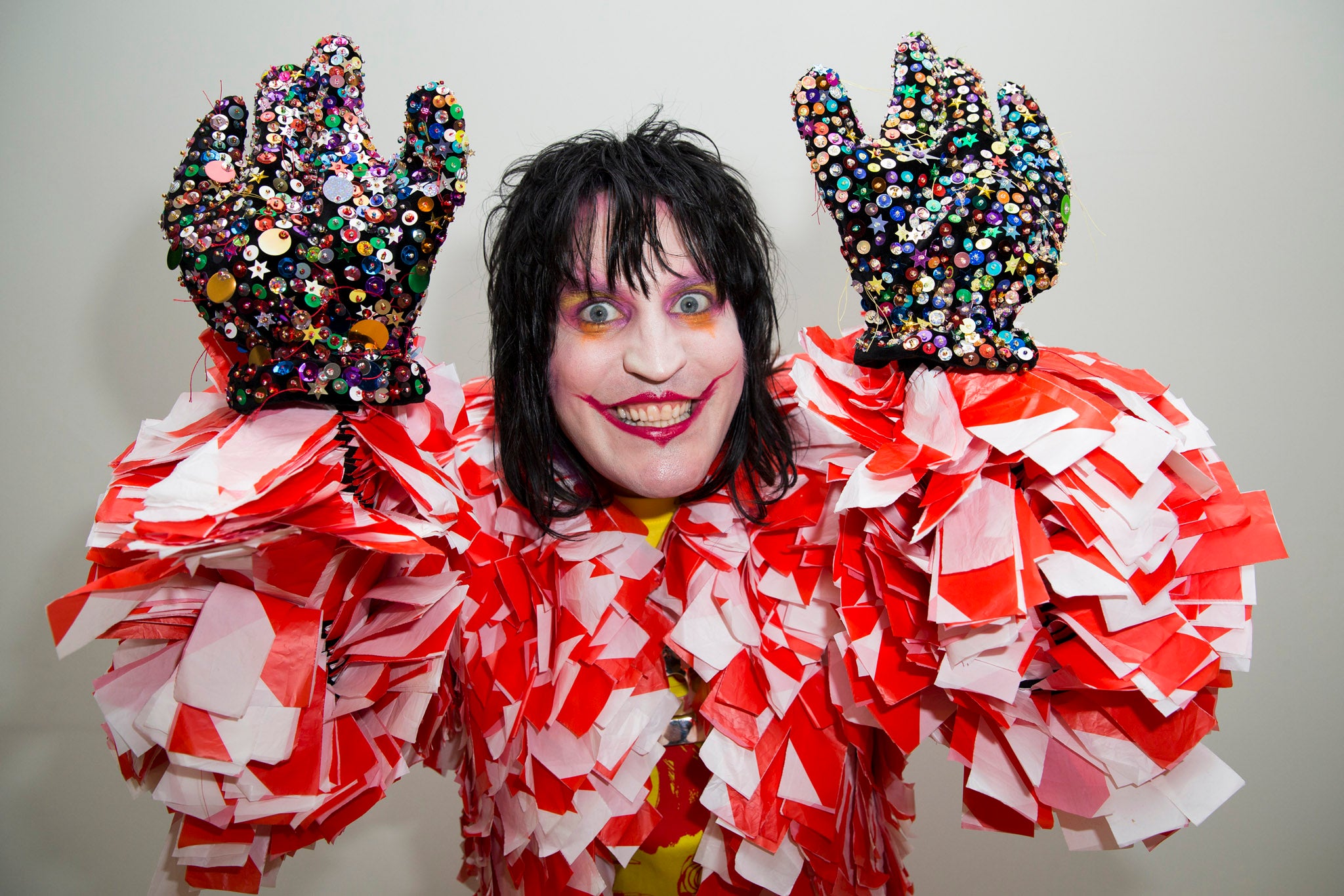 Noel Fielding backstage at the London Fashion Week 2014