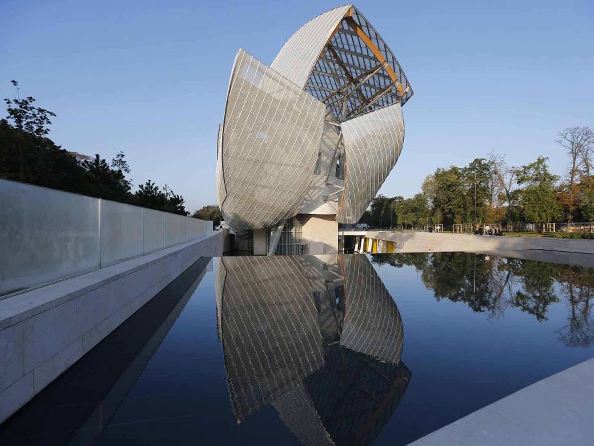 The new Fondation Louis Vuitton in the Jardin d'Acclimatation in Paris