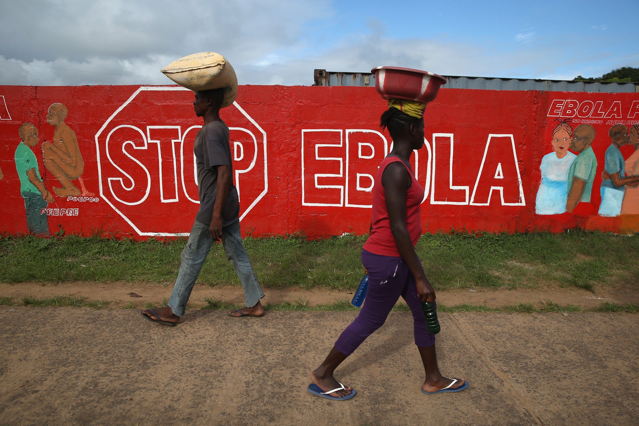 UN aid worker Edmond Bangura-Sesay has died after contracting Ebola in Sierra Leone