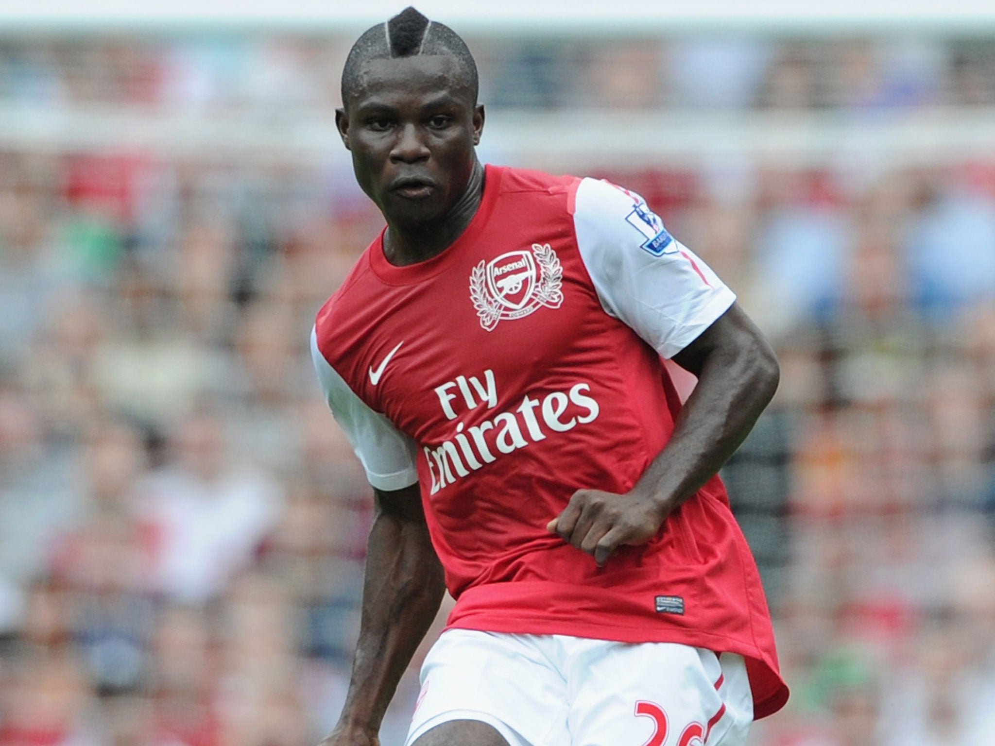 Emmanuel Frimpong in action for Arsenal back in 2011