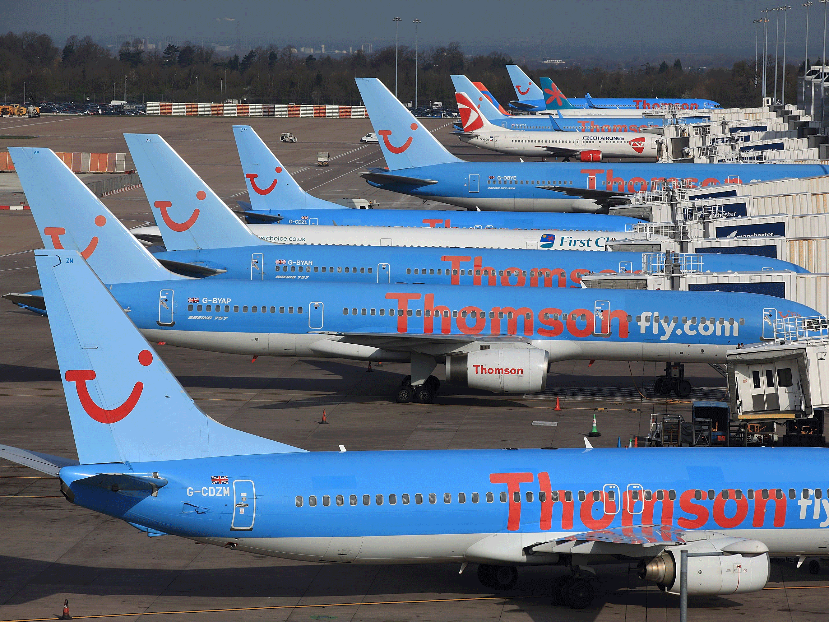 Labour MP Keith Vaz has called on Thomson Airways to apologise