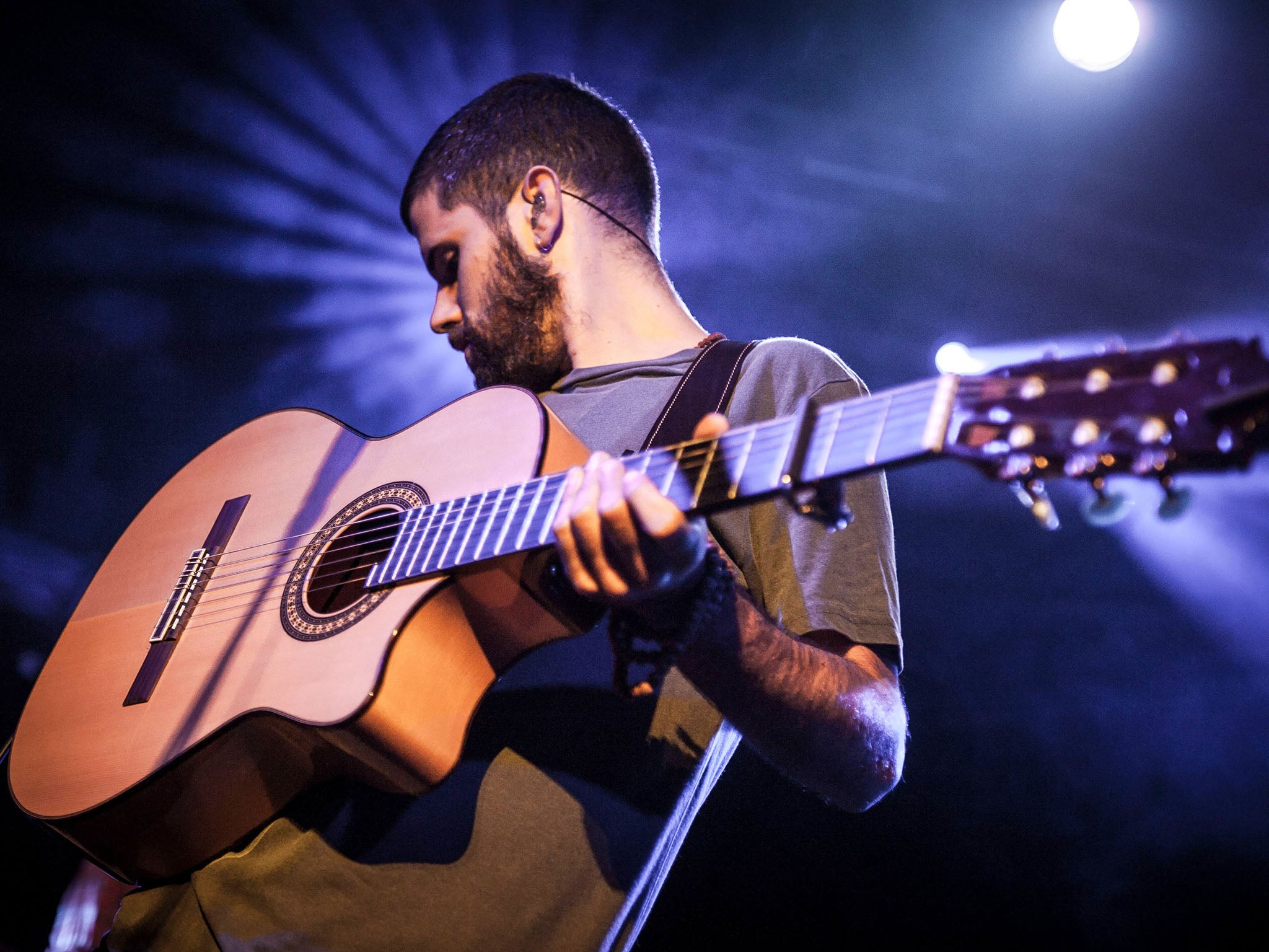 Nick Mulvey in concert at the Cambridge Junction, London