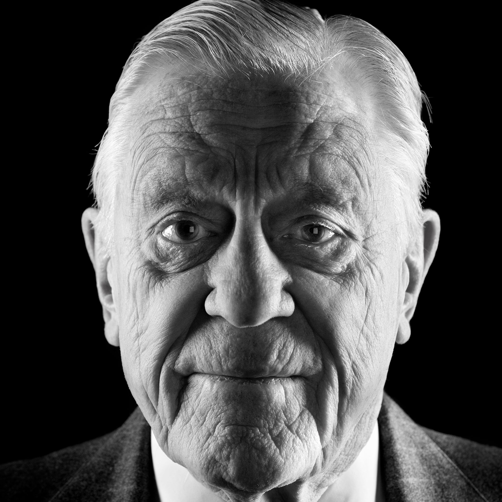 Ben Bradlee, photographed in the Corcoran Gallery of Art, Washington DC. January 2006