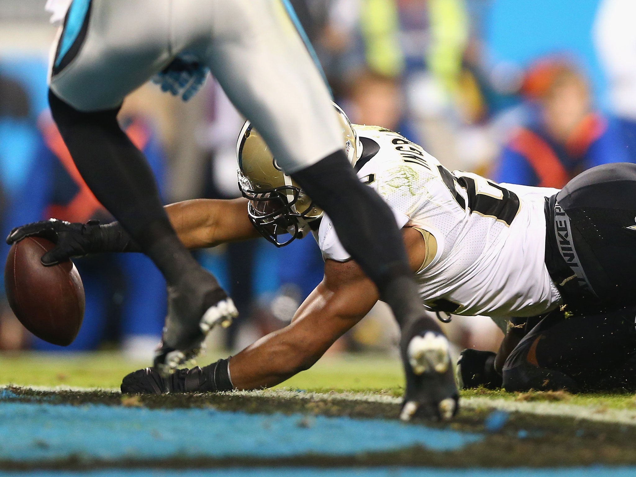 New Orleans Saints running-back Mark Ingram reaches out for a touchdown