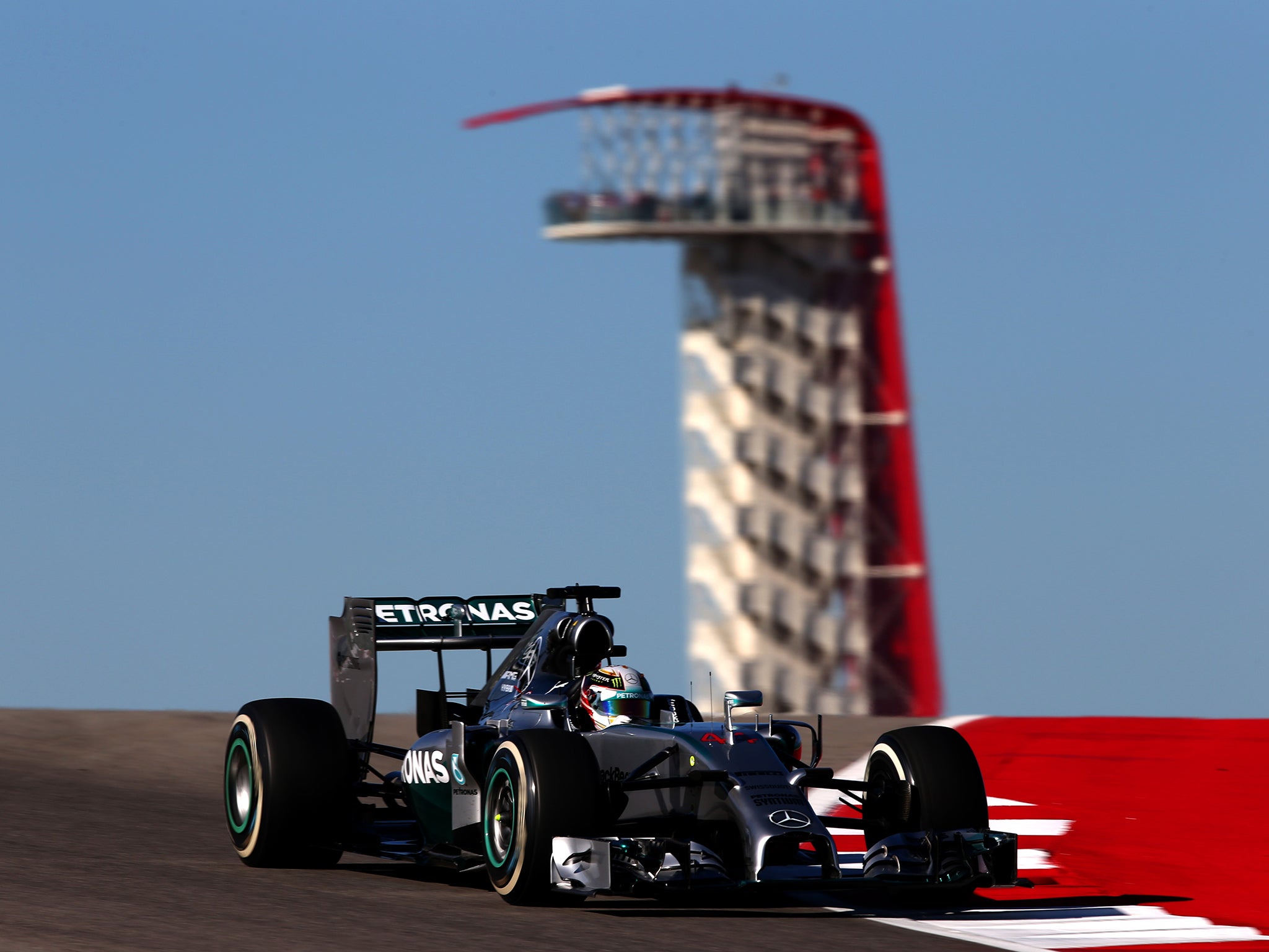 Hamilton passed Rosberg to win in Austin