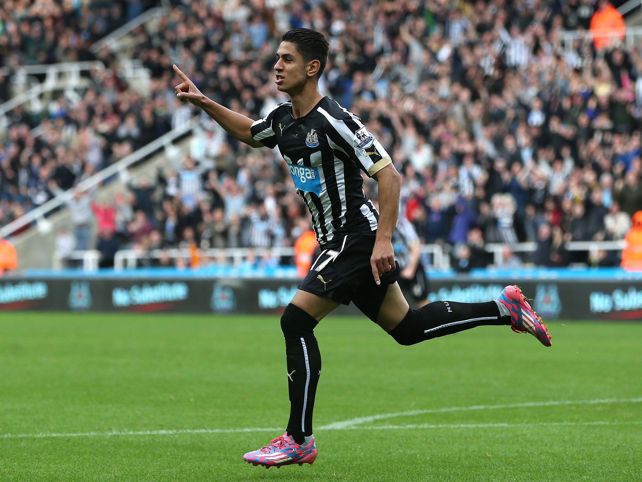 Ayoze Perez celebrates his goal against Liverpool