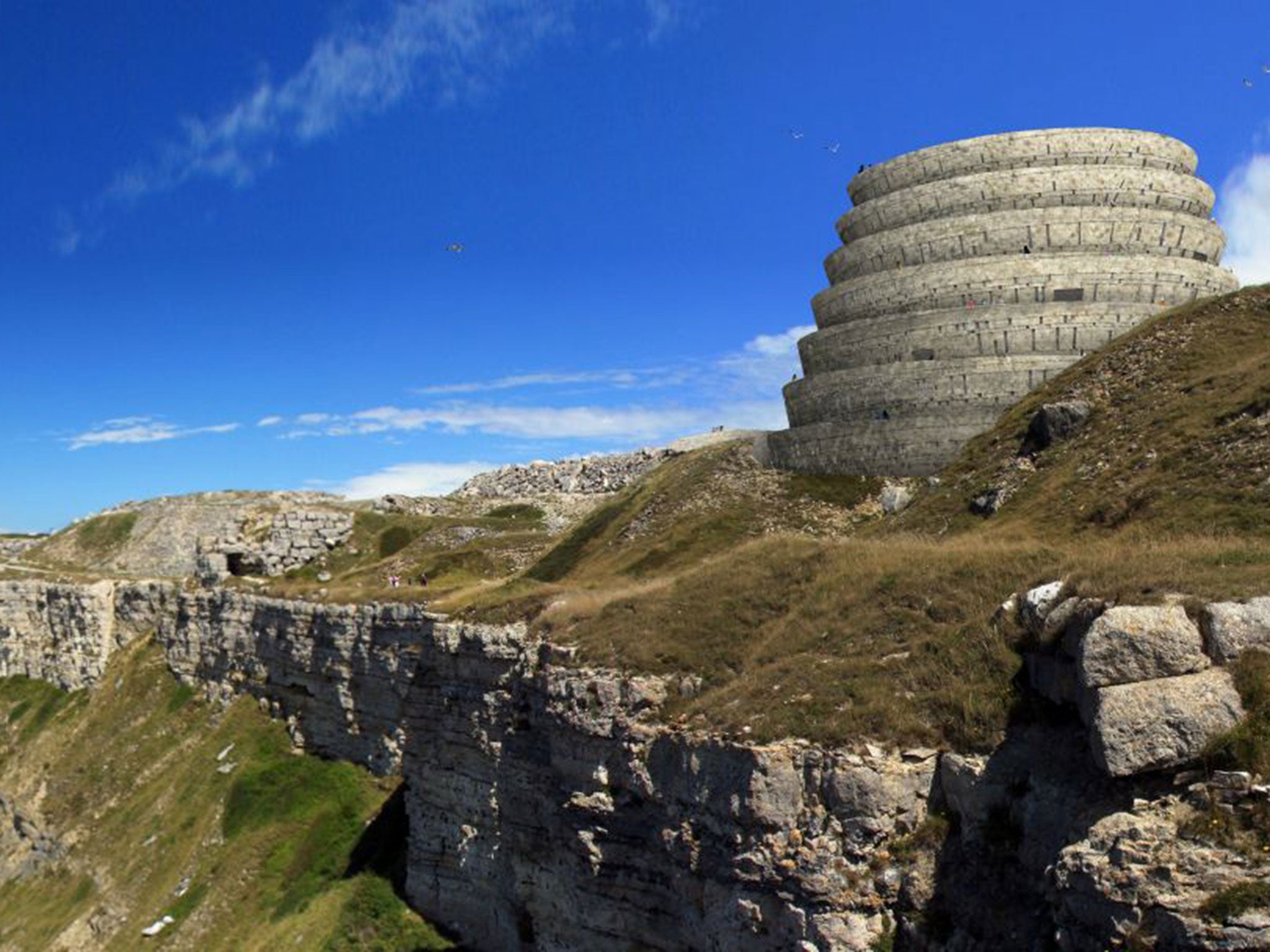 The new stone edifice will pay tribute to all known species that have disappeared during the sixth great mass extinction that the planet has experienced in the 4.5bn-year history of life on Earth