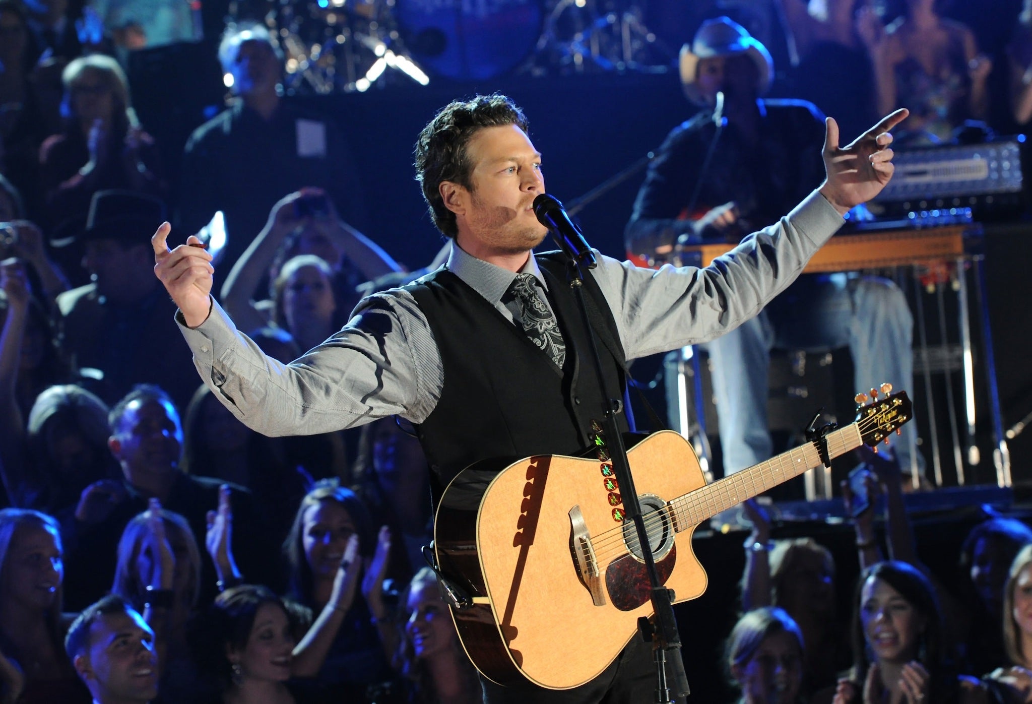 Blake Shelton at the CMA Awards 2014