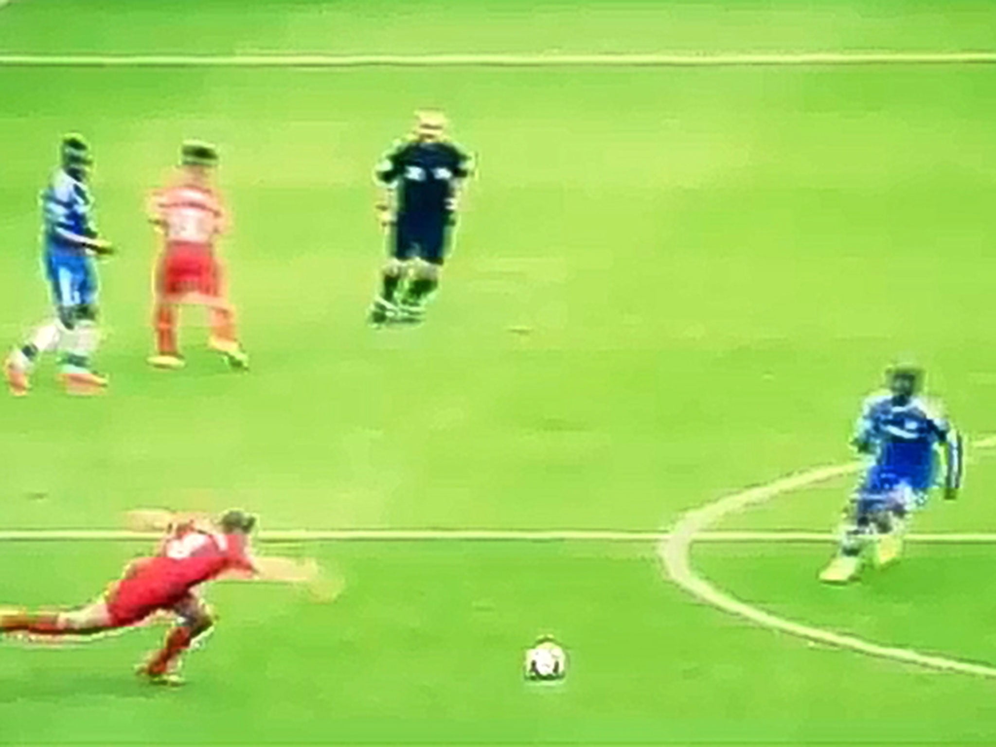 Steven Gerrard’s slip that led to Demba Ba’s goal for Chelsea