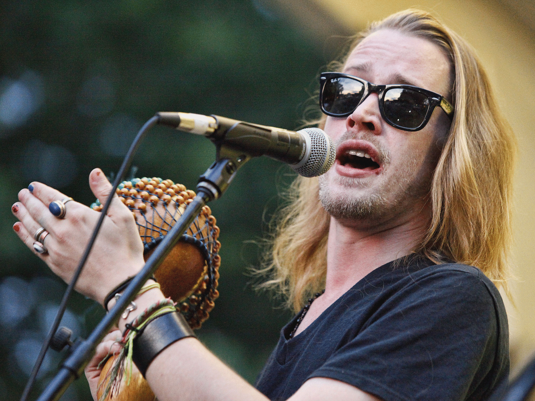 Macaulay Culkin is lead singer of Pizza Underground