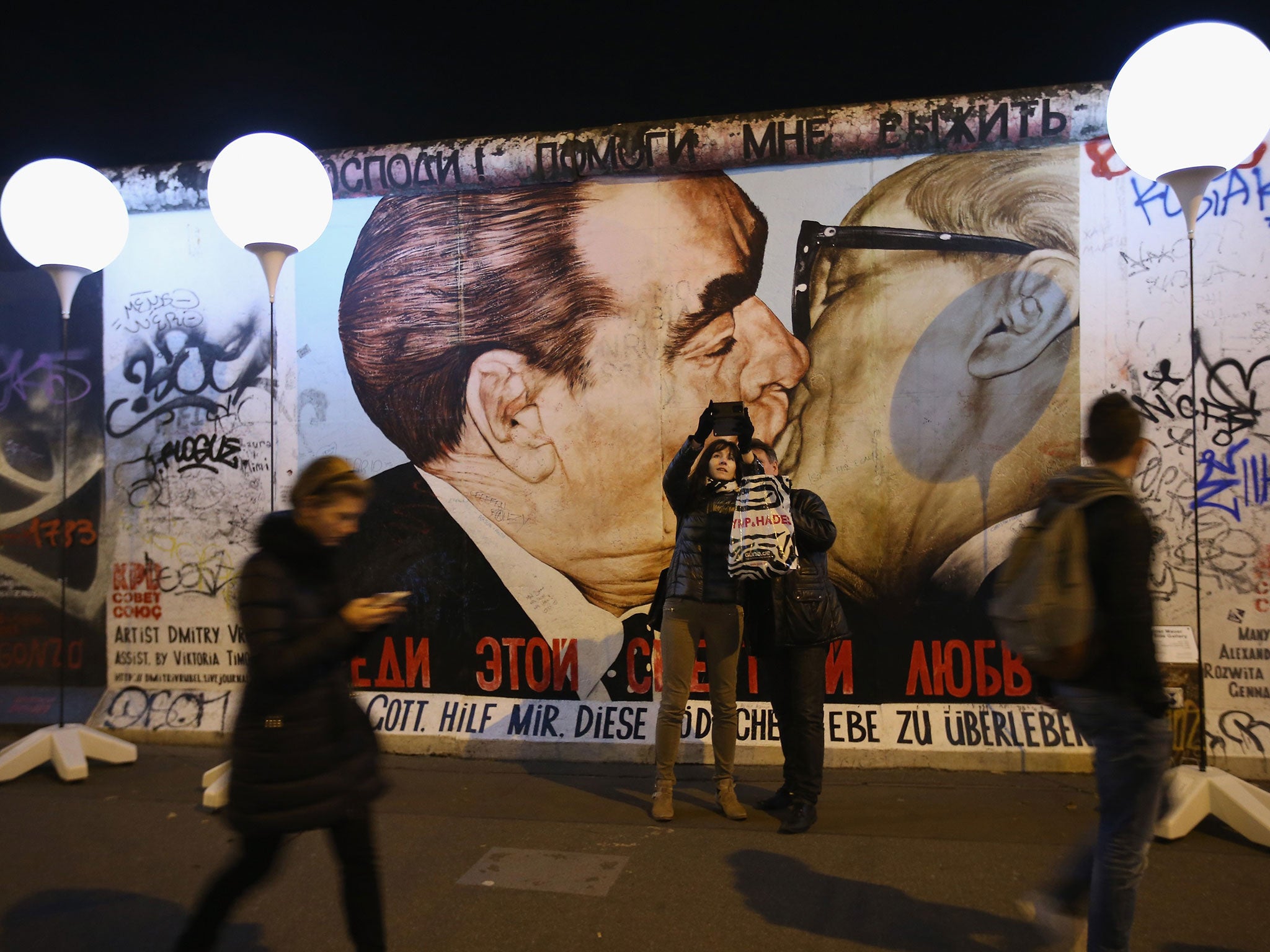 The balloons line the route at the East Side Gallery in Berlin