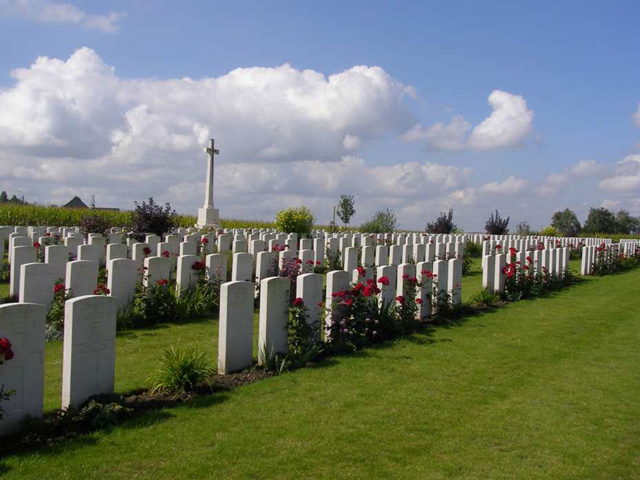 Dochy Farm New British Cemetery