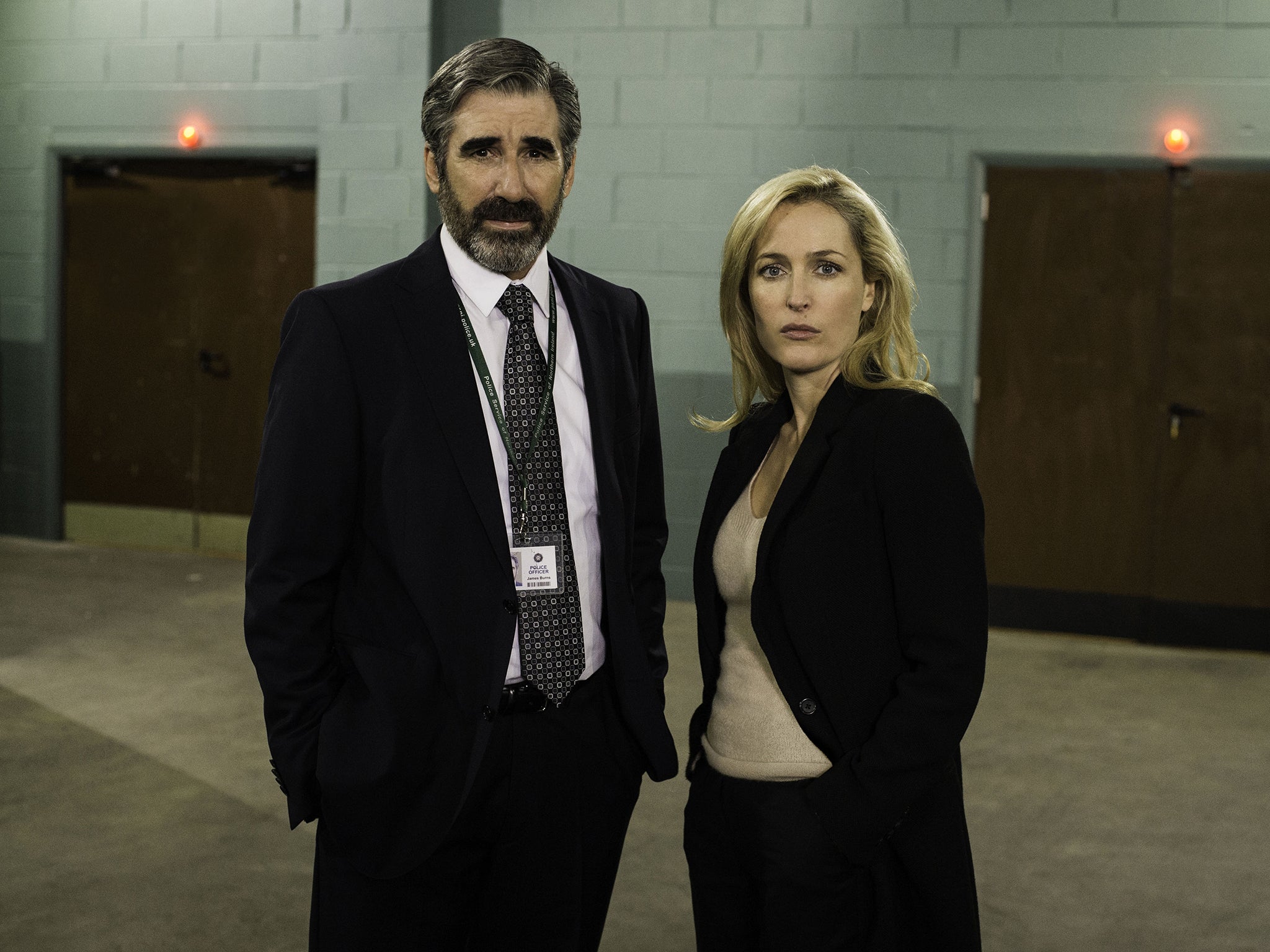 John Lynch and Gillian Anderson in The Fall