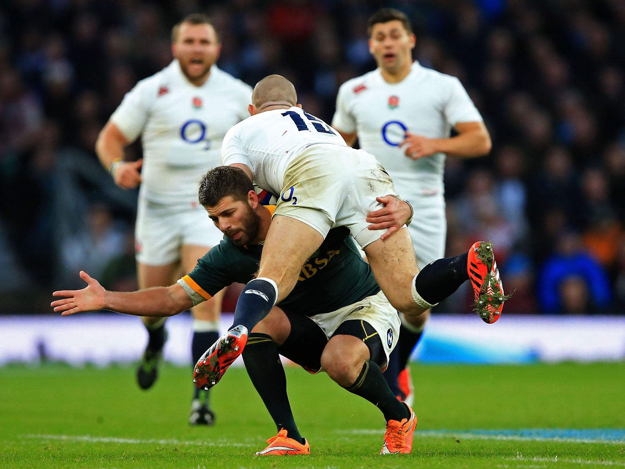 Le Roux set-up the try for Reinach and early had one of his own