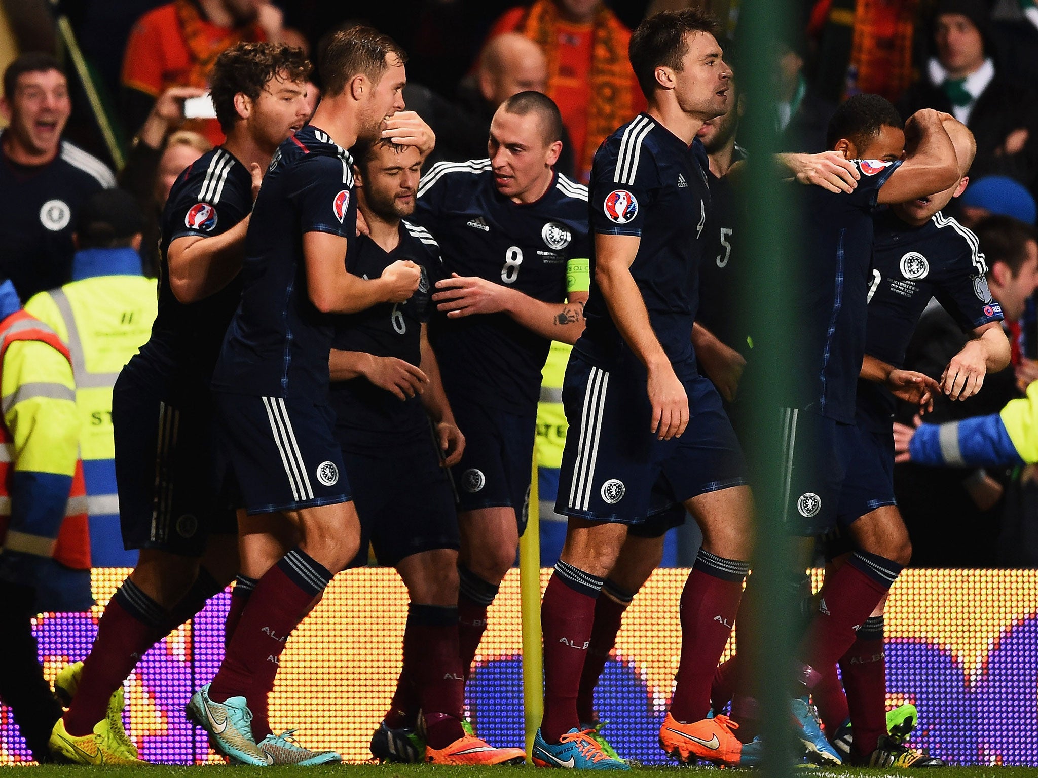 Scotland players celebrate Shaun Maloney's winner against the Republic of Ireland