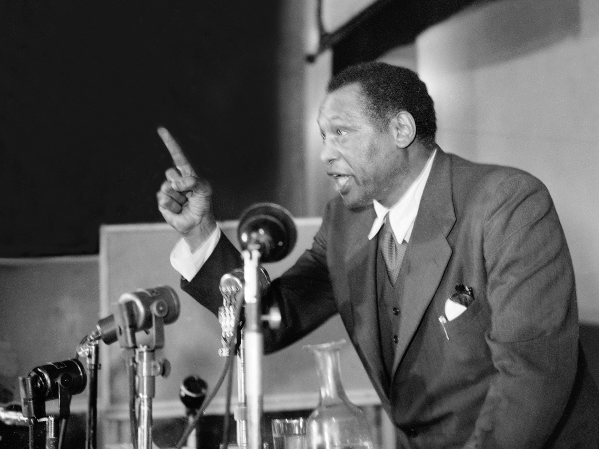 US actor and singer Paul Robeson giving a speech