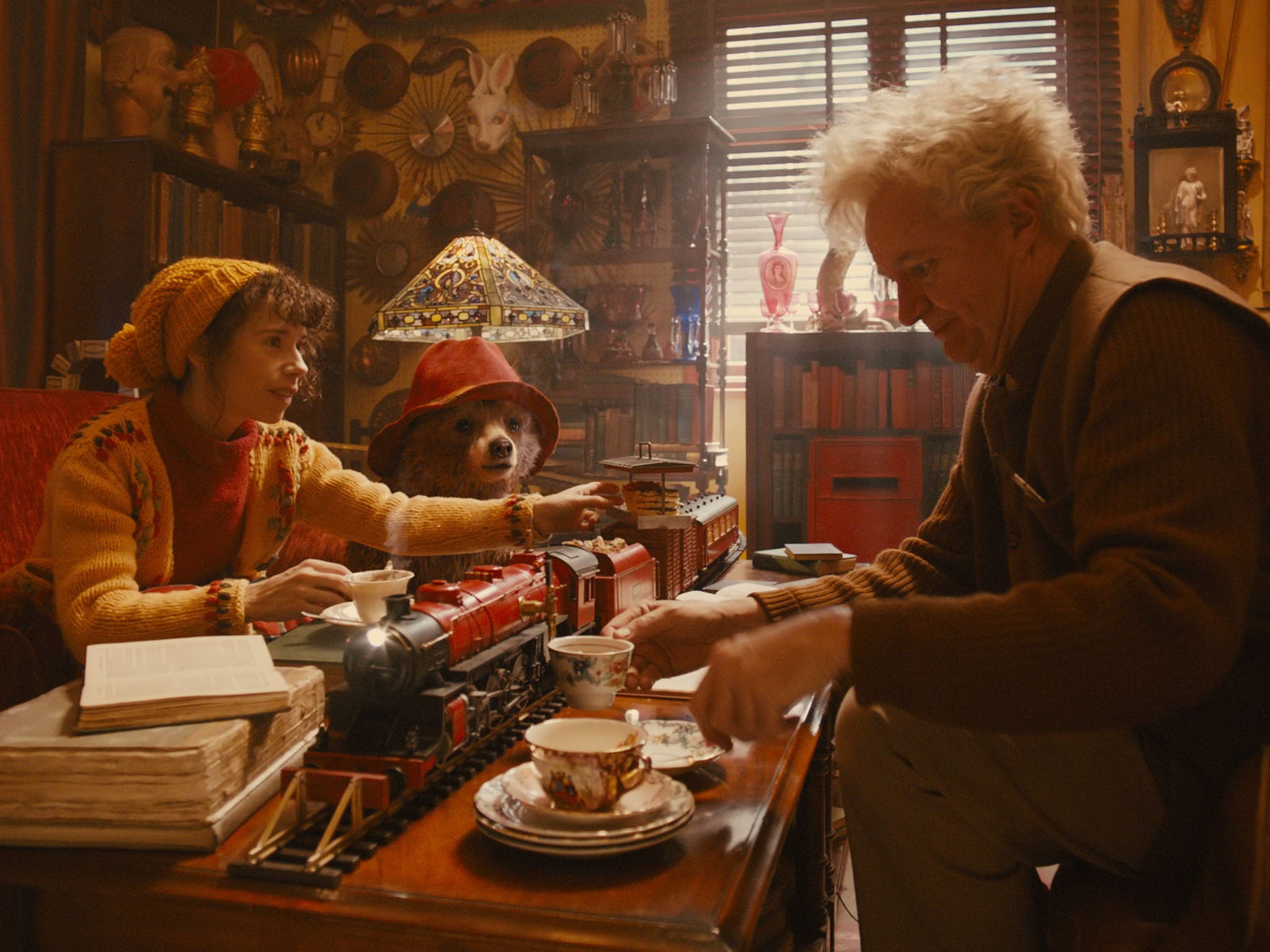 Sally Hawkins as Mrs. Brown and Jim Broadbent as Mr. Gruber in Paddington