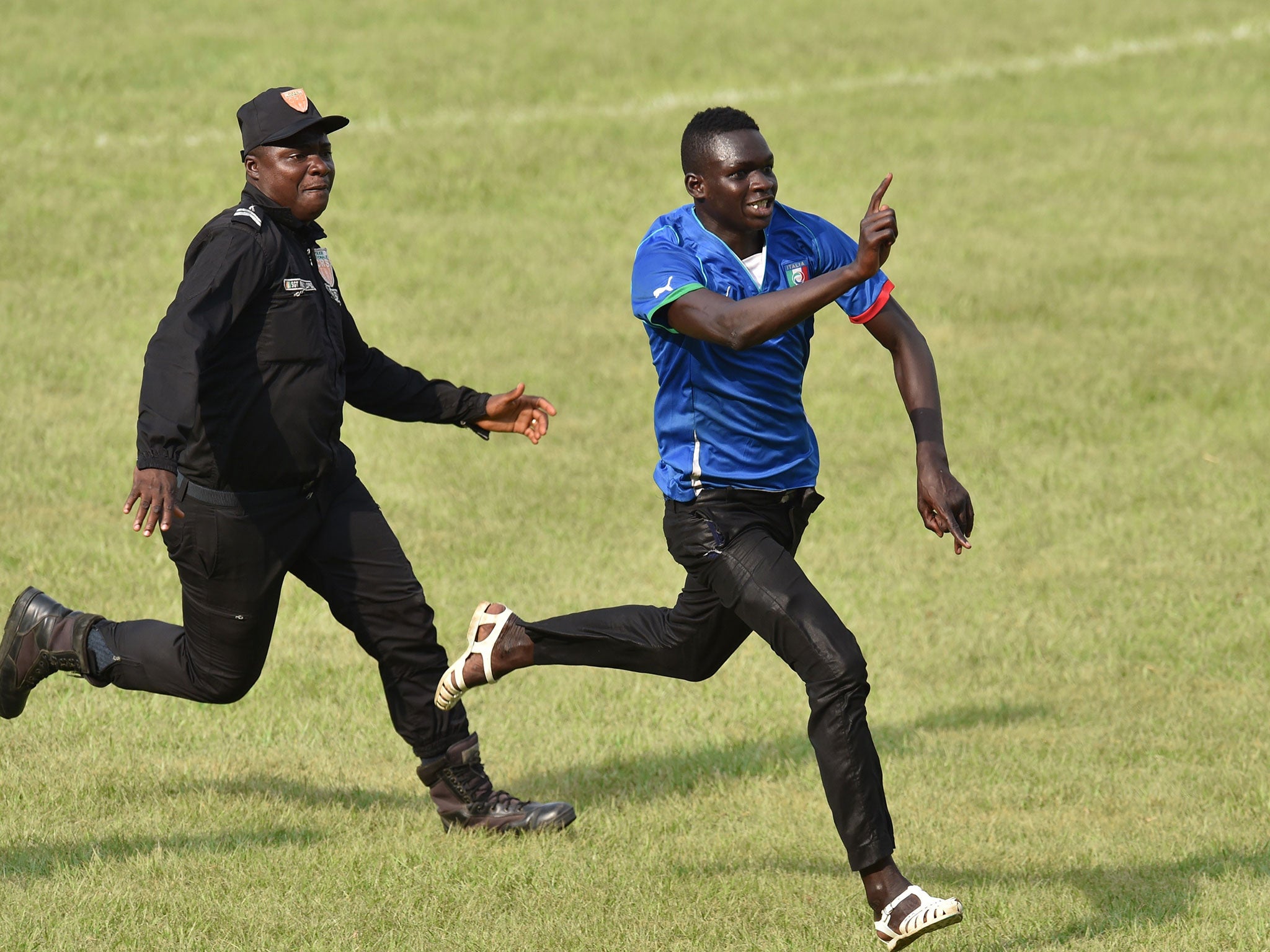 Ivory Coast's 0-0 draw with Cameroon was marred by crowd trouble after the match