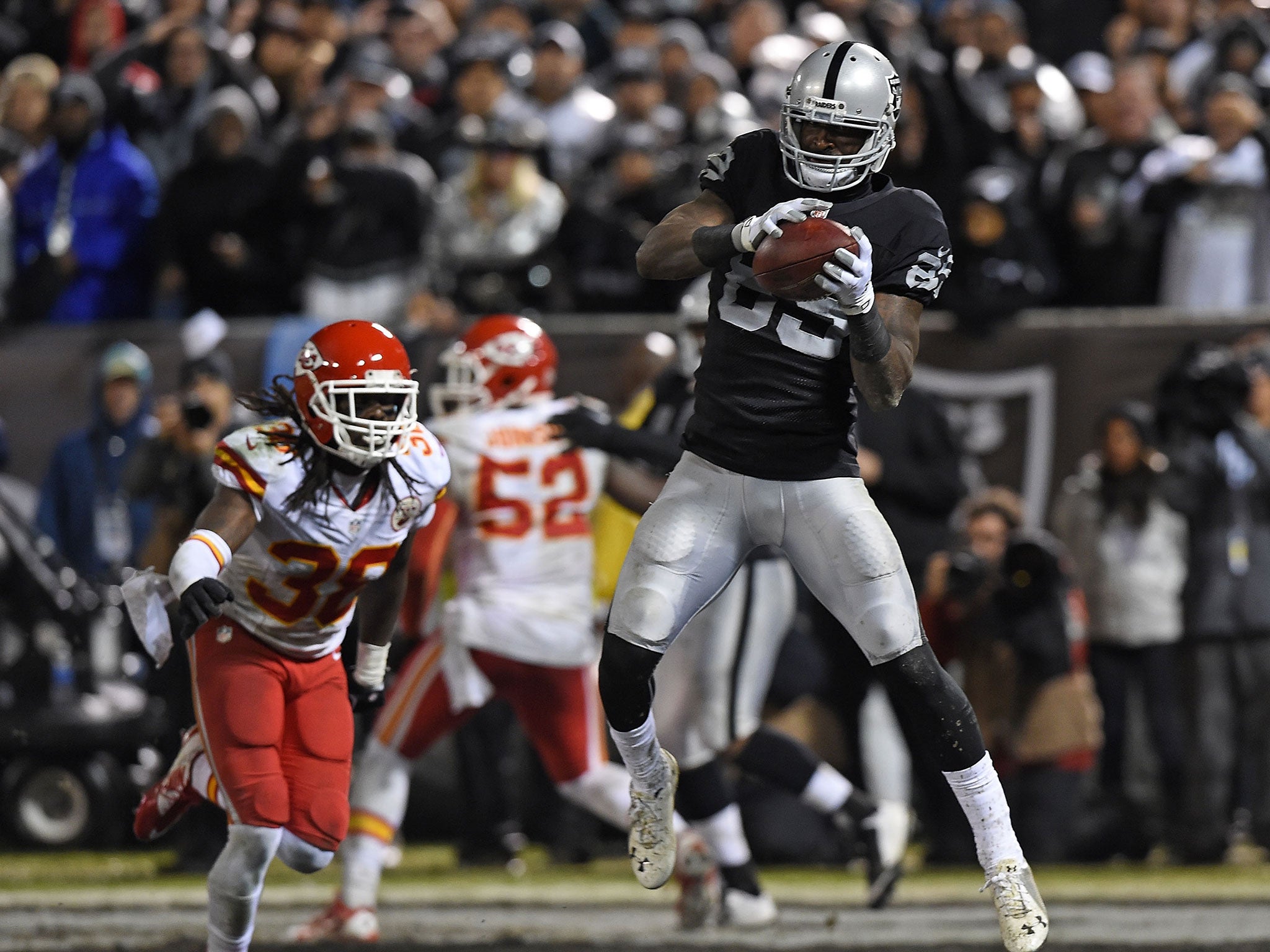 James Jones catches the match-winning touchdown pass