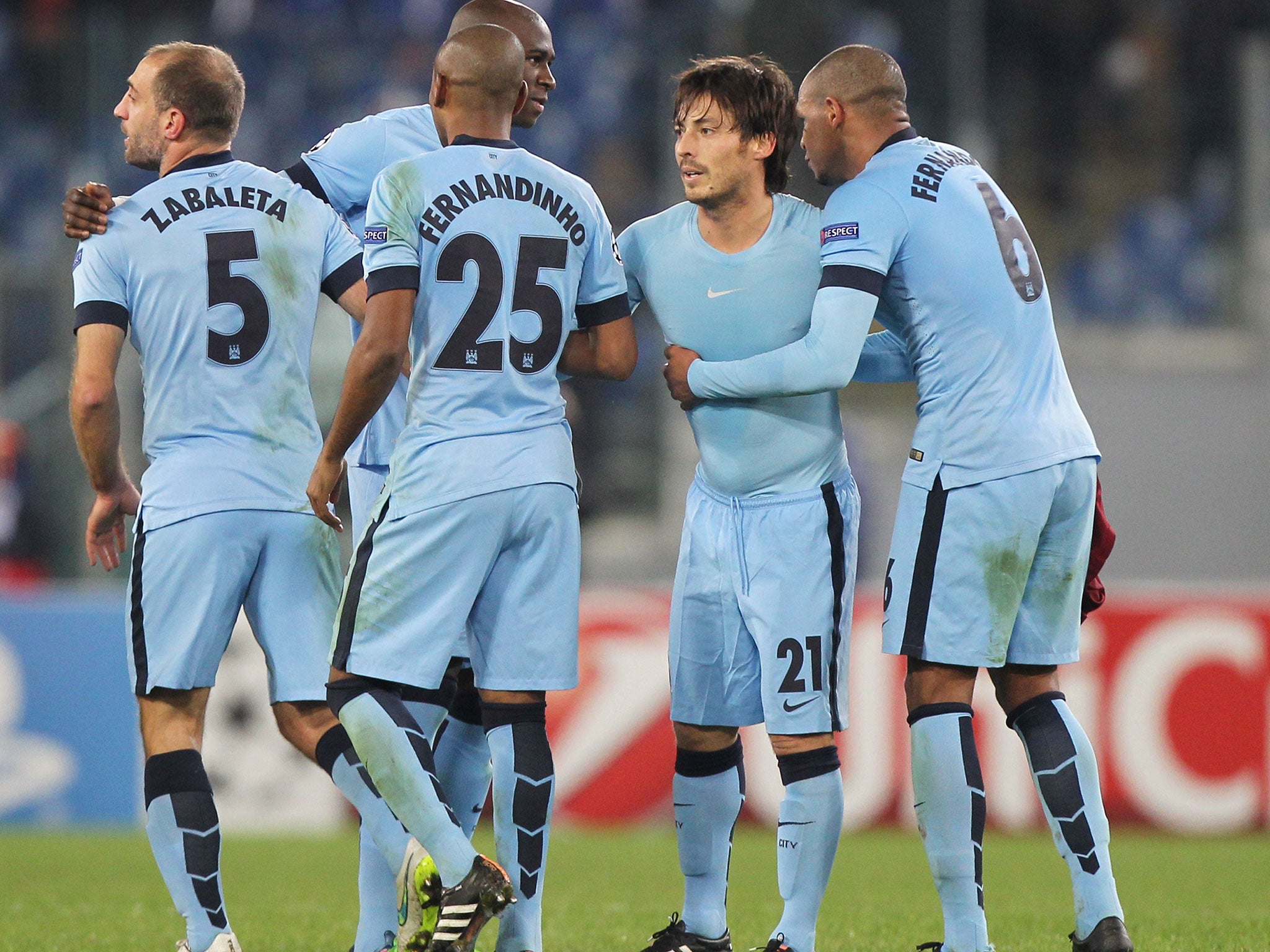 Fernando (R) and Fernandinho (C) were lauded for their performance against Roma