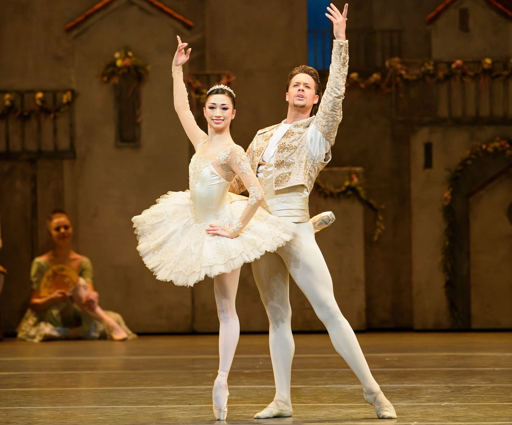 Akane Takada as Kitri and Matthew Golding as Basilio in Don Quixote