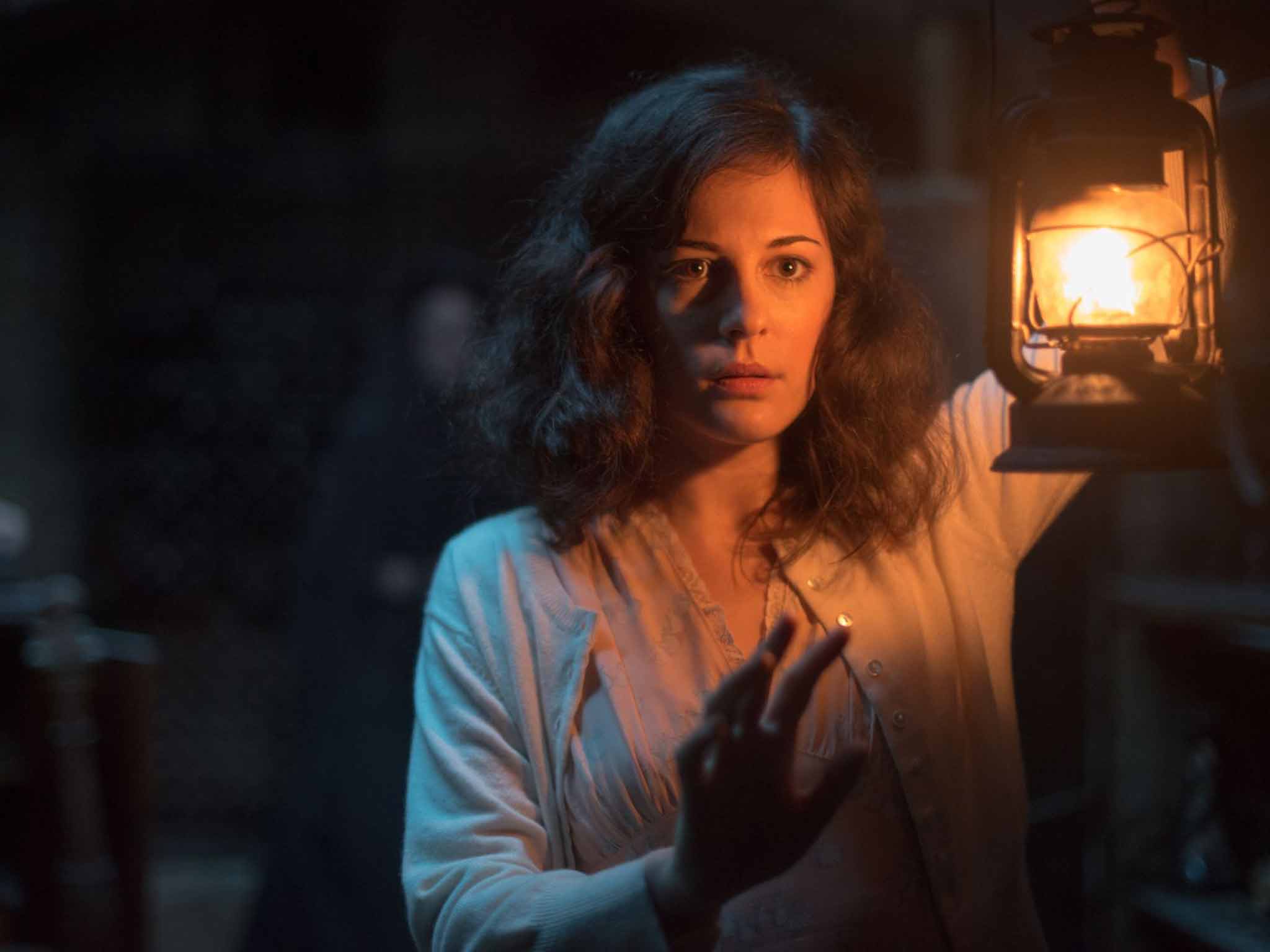 Dark matter: Phoebe Fox