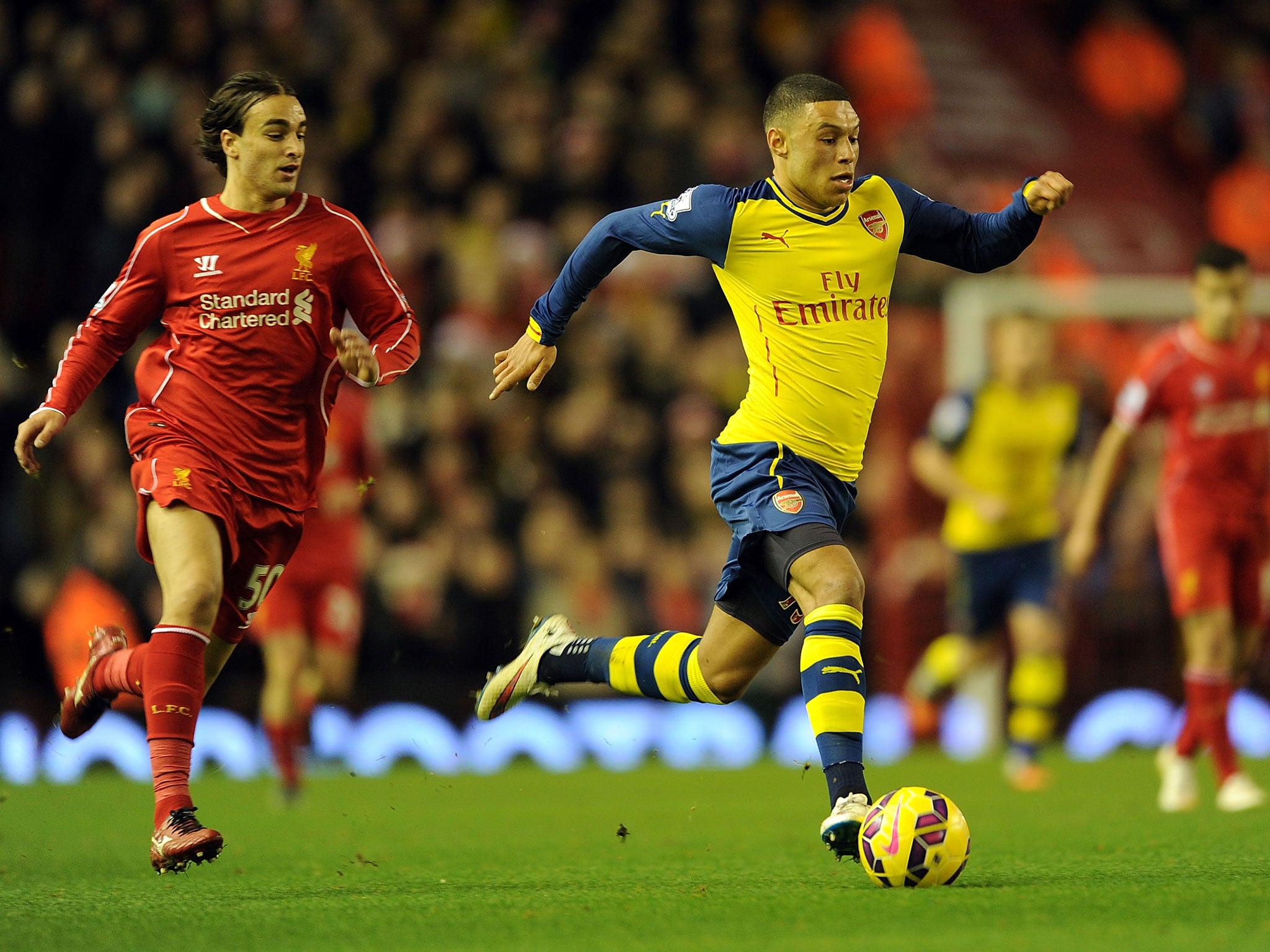 Oxlade-Chamberlain faces a late fitness test