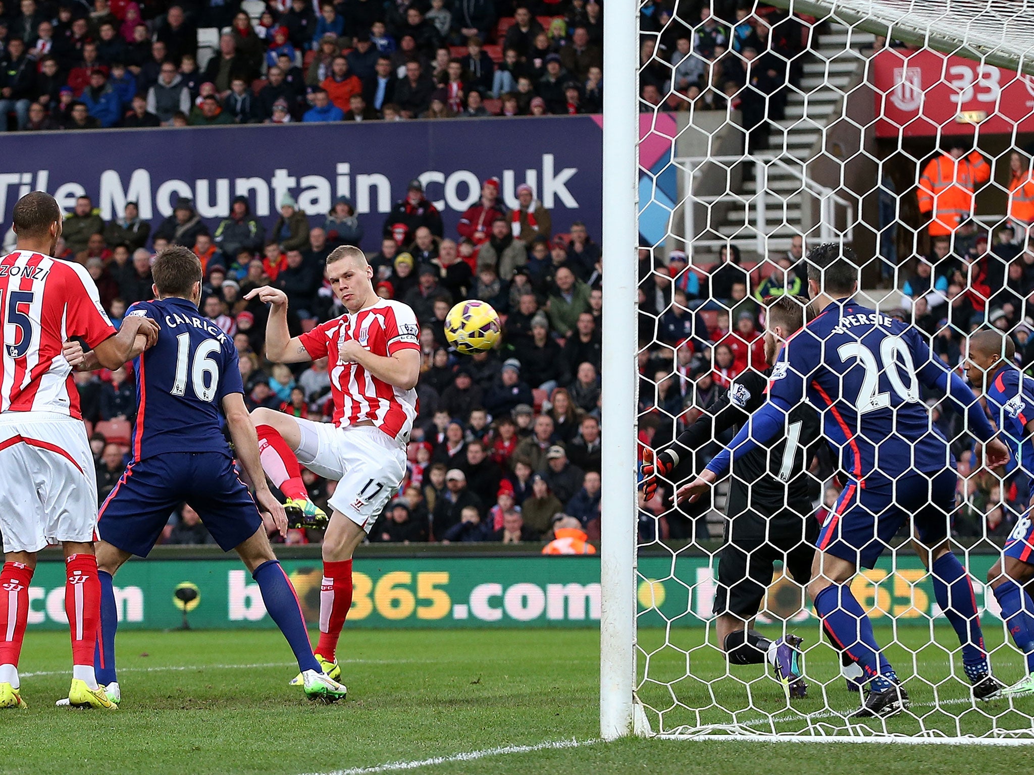 Ryan Shawcross puts Stoke ahead