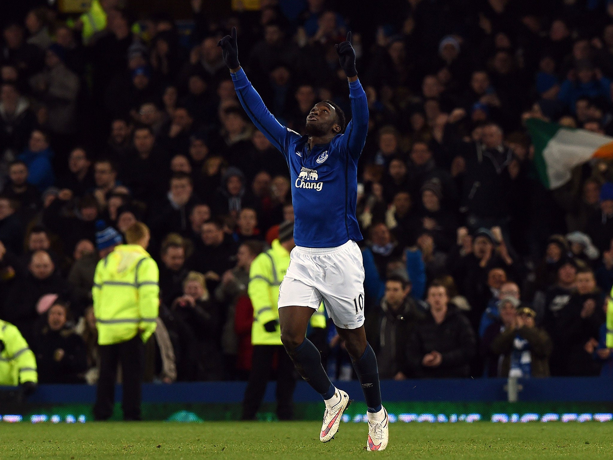 Romelu Lukaku celebrates scoring Everton's stoppage-time equaliser (Getty)