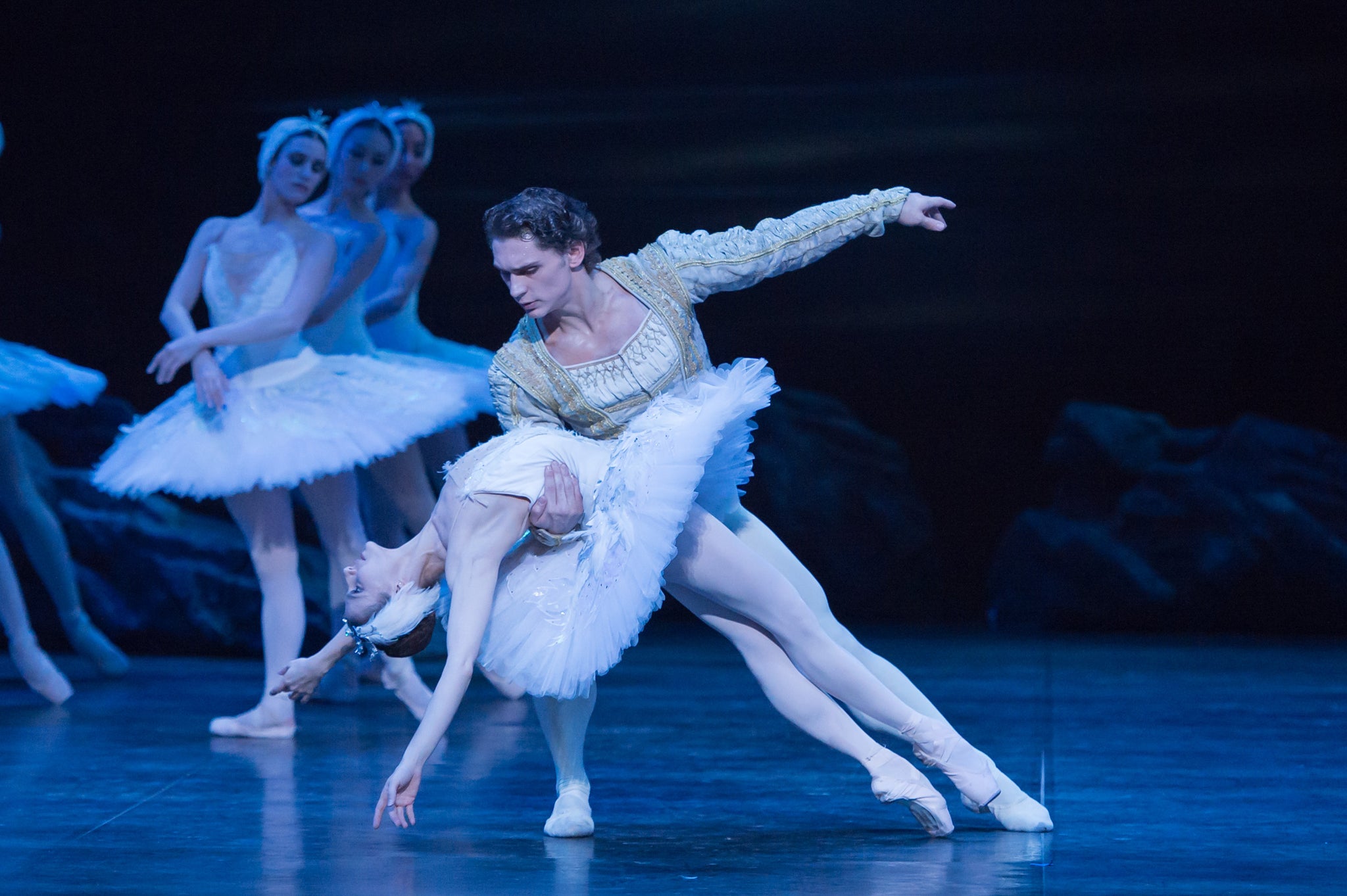 Ivan Vasiliev and Alina Cojocaru in Petipa’s ‘Swan Lake’, performed by the English National Ballet at the London Coliseum in 2015