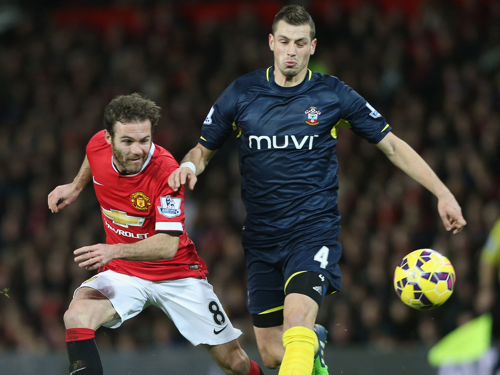 Schneiderlin in action for Saints