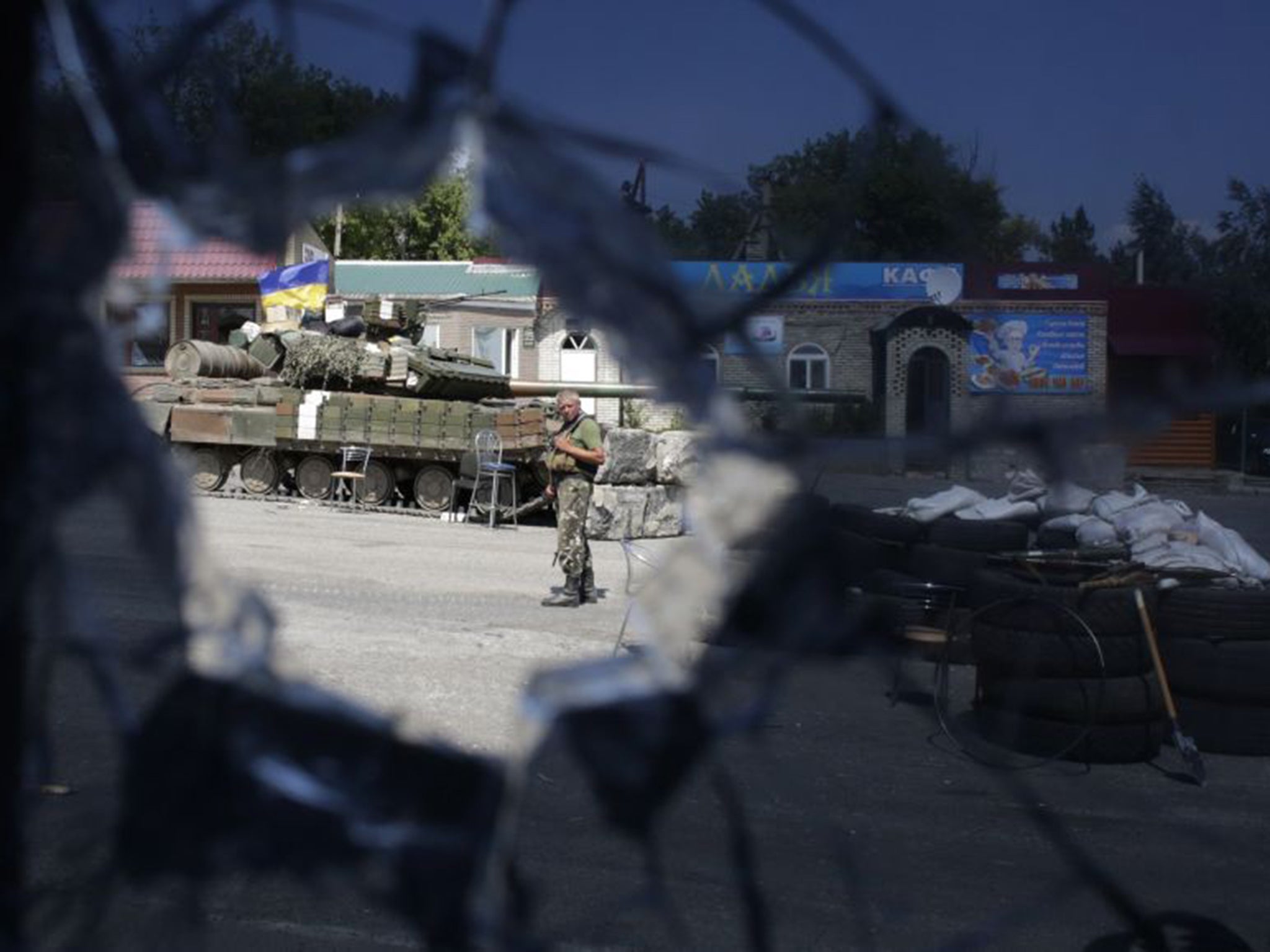 Back under Ukrainian control since July, soldiers in Debaltsevo have prepared heavy defences around the strategic city (AFP/Getty)