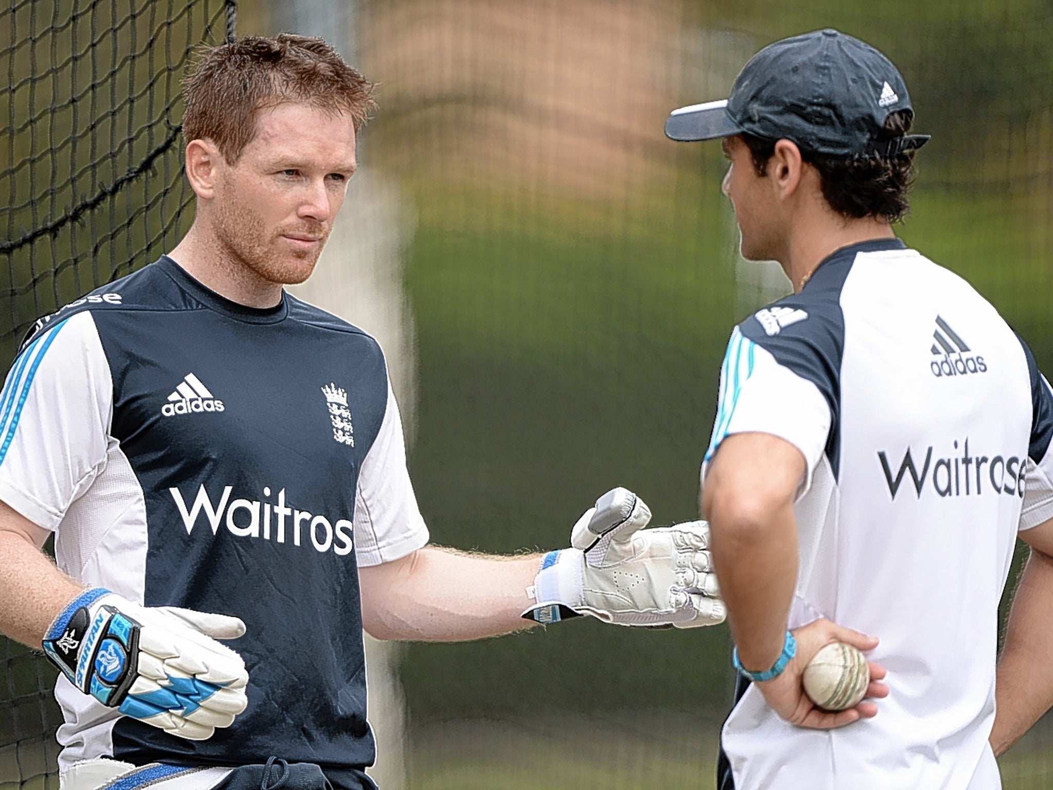 England’s World Cup captain, Eoin Morgan (left), chatting with batting coach Mark Ramprakash, wants Pietersen in the team, according to KP himself