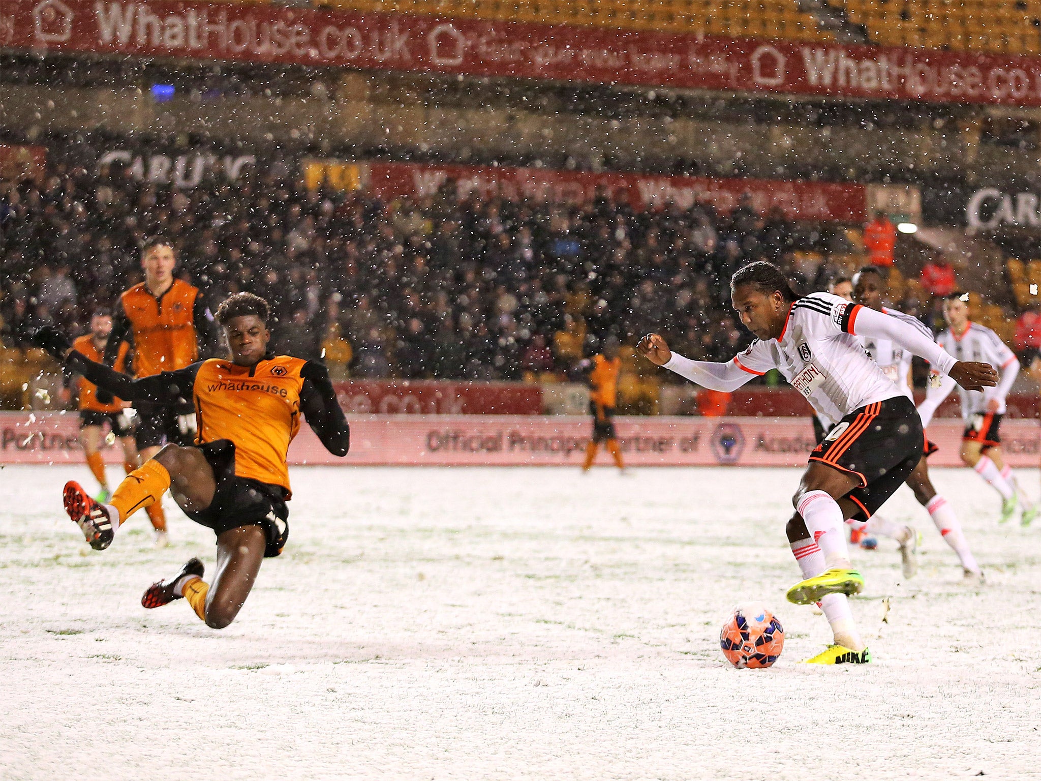 Fulham's Hugo Rodallega sells Dominic Iorfa a dummy