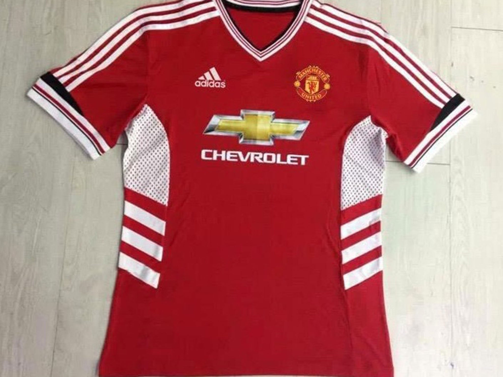 The leaked 'new' Manchester United shirt